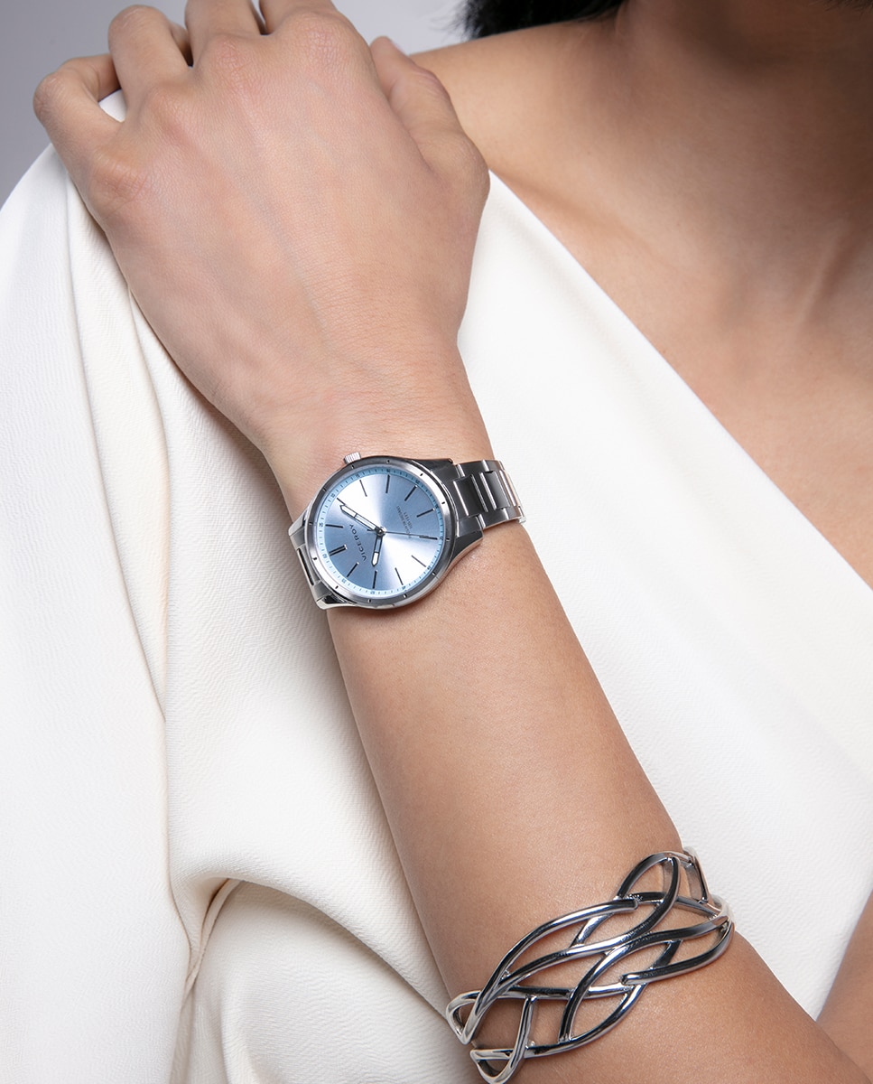 Pulseira Chic de Aço com Motivos de Ondas Prateado-2