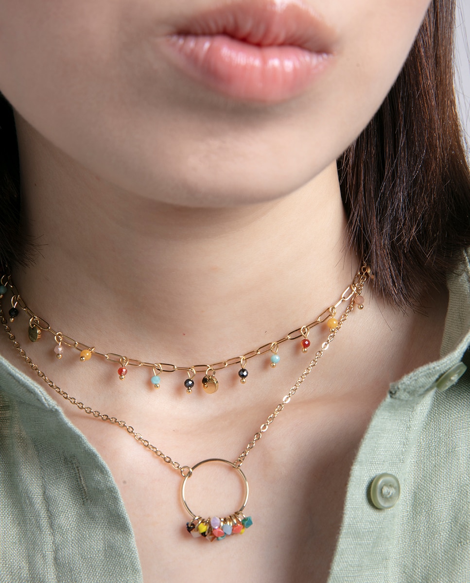 Colar Kiss de Aço Ip Dourado com Pedras Naturais e Pendente de Cores Multicolor-2