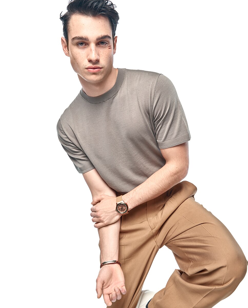 Relógio Analógico Colors com Caixa de Alumínio e Bracelete de Silicone Bege-3