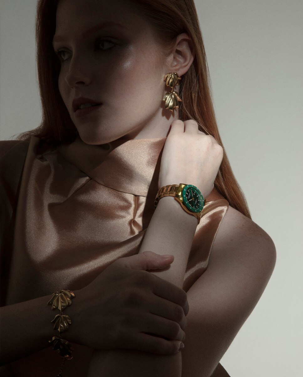 Pulseira de Corrente Chic de Aço Ip Dourado com Forma de Folha Dourado-4