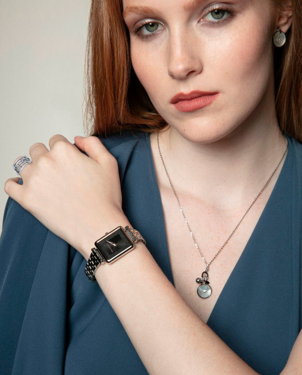 Anel Chic de Aço com Cristais Prateado-2