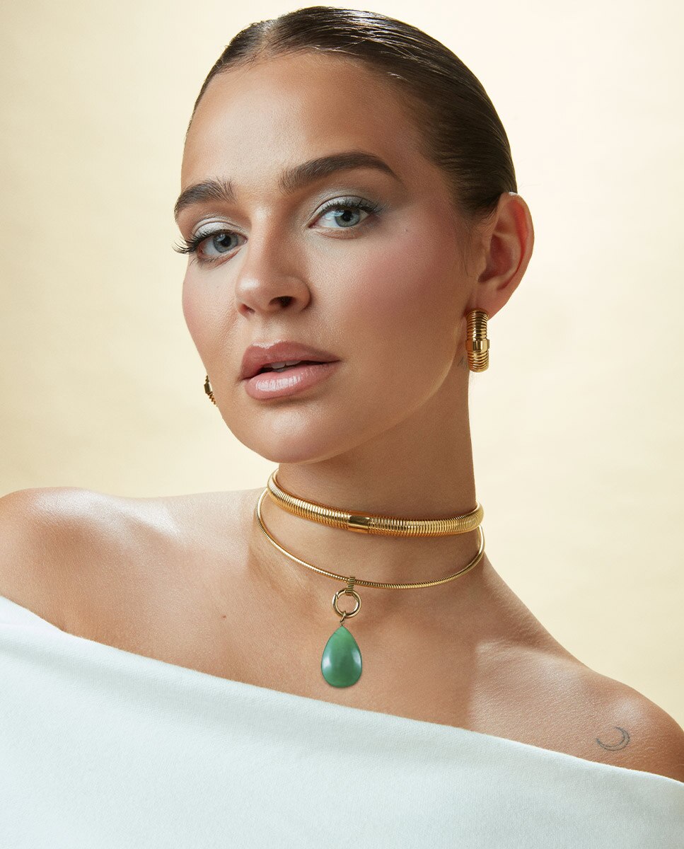Motivo Pendente de Aço Ip Dourado Coleção Laura Escanes com Pedra Natural Verde Verde-4