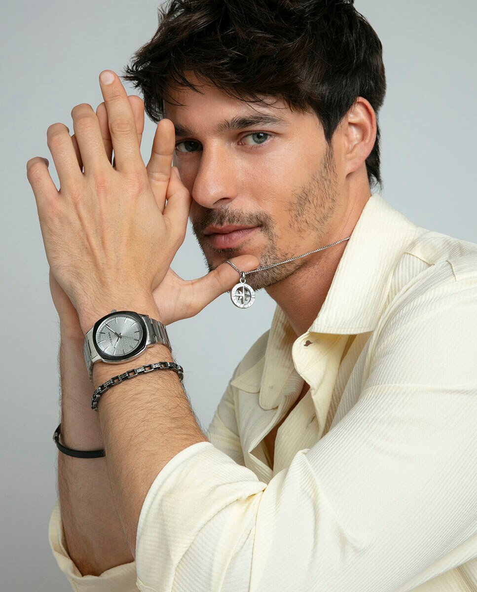 Relógio Analógico com Caixa Bicolor de Aço e Ip em Preto e Bracelete de Aço Prateado-3