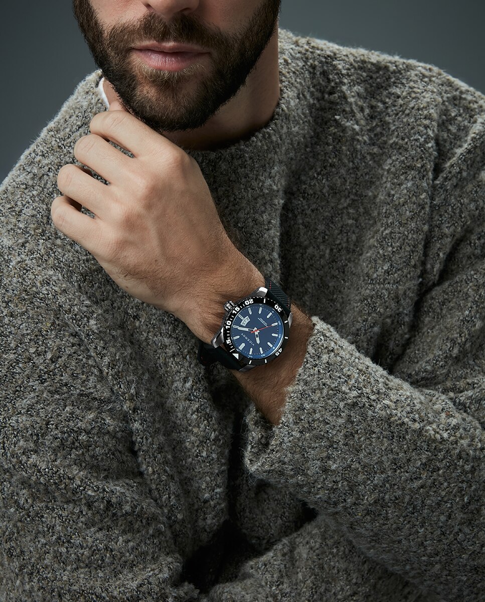 Relógio Analógico com Caixa Bicolor de Aço e Ip Preto com Bracelete de Silicone em Preto Azul / Preto-3