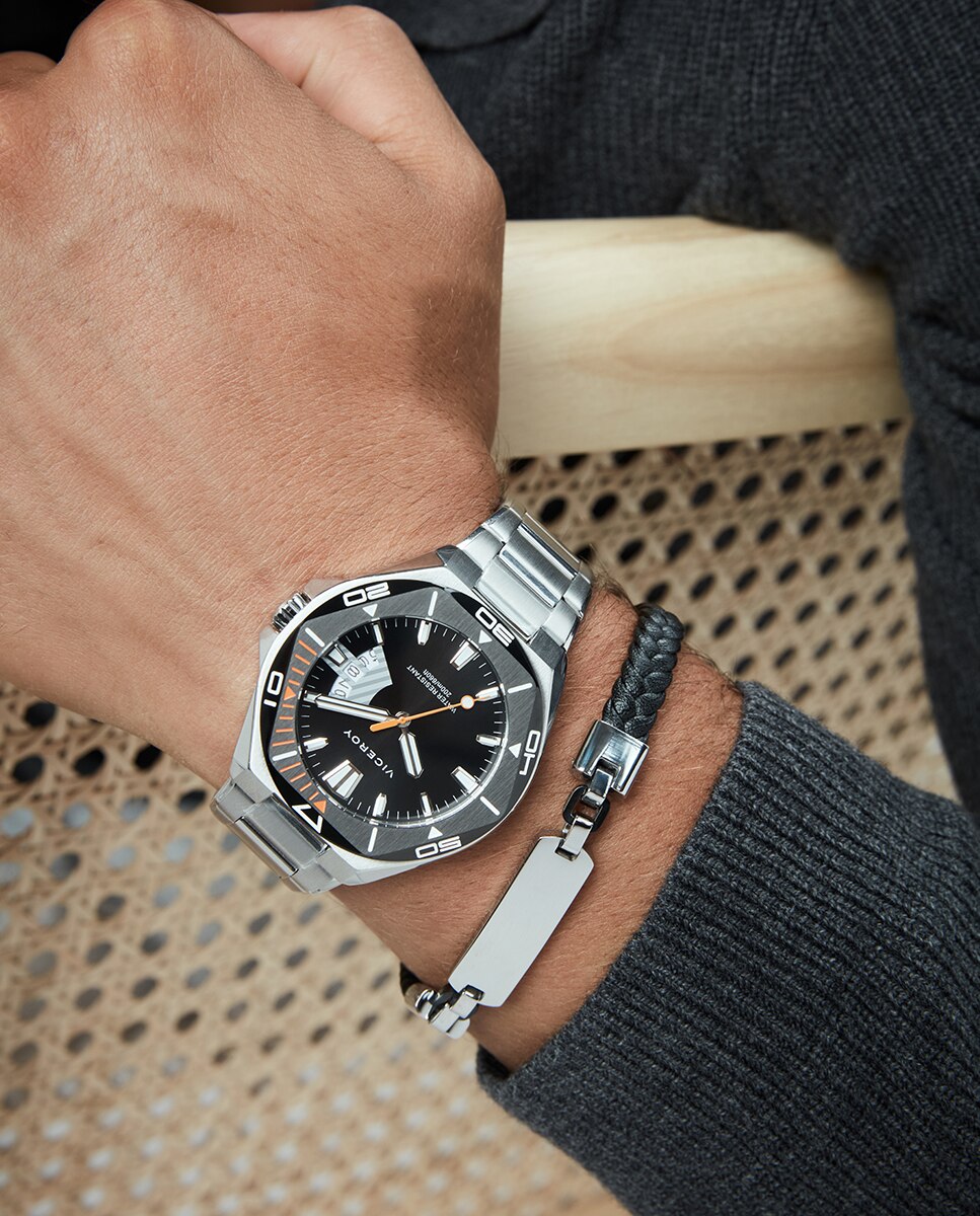 Relógio Analógico com Caixa Bicolor de Aço Ip Preto e Bracelete de Aço Prateado-3
