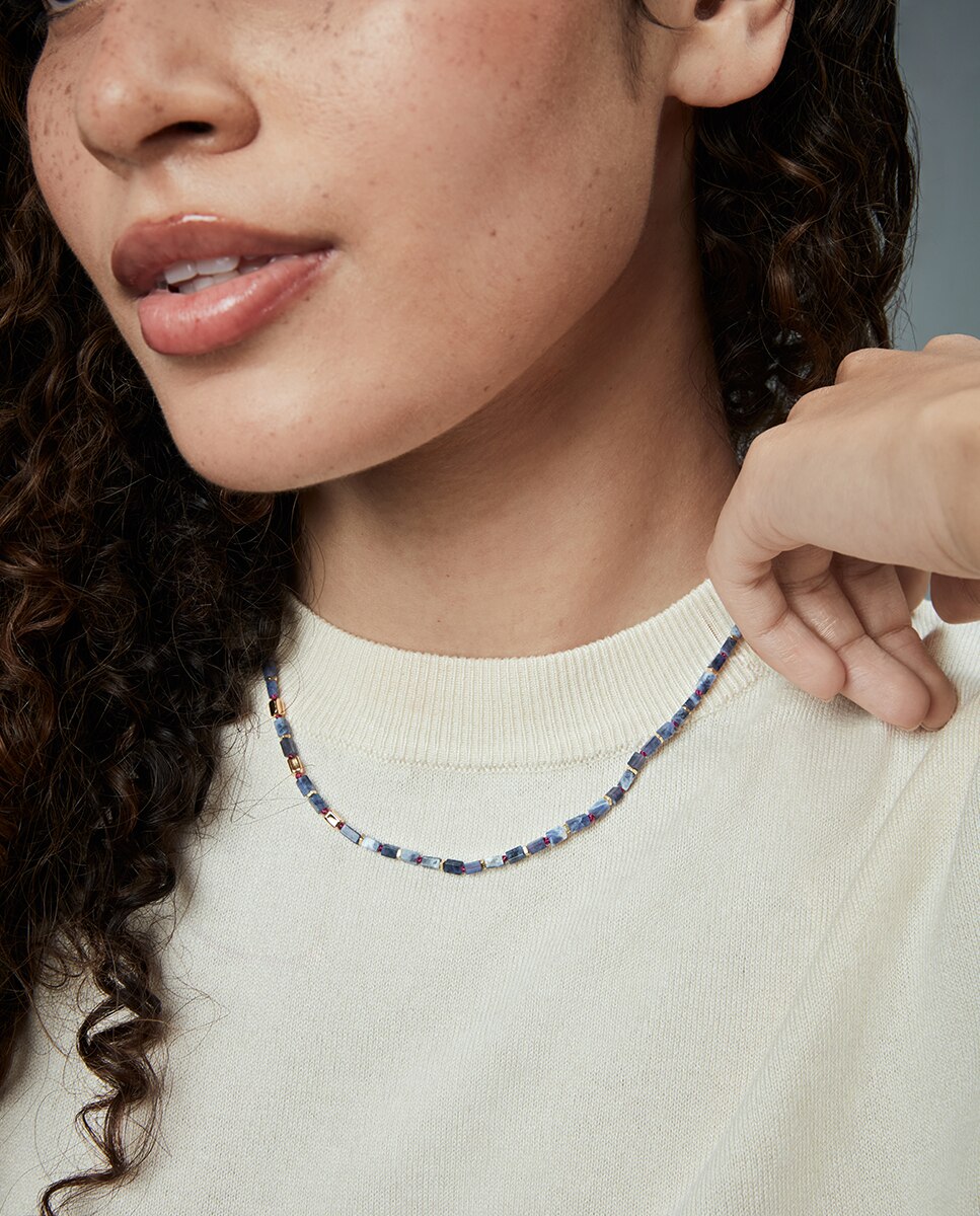 Colar Elegant de Prata de Primeira Lei com Banho de Ouro e Pedras Naturais Azul-2