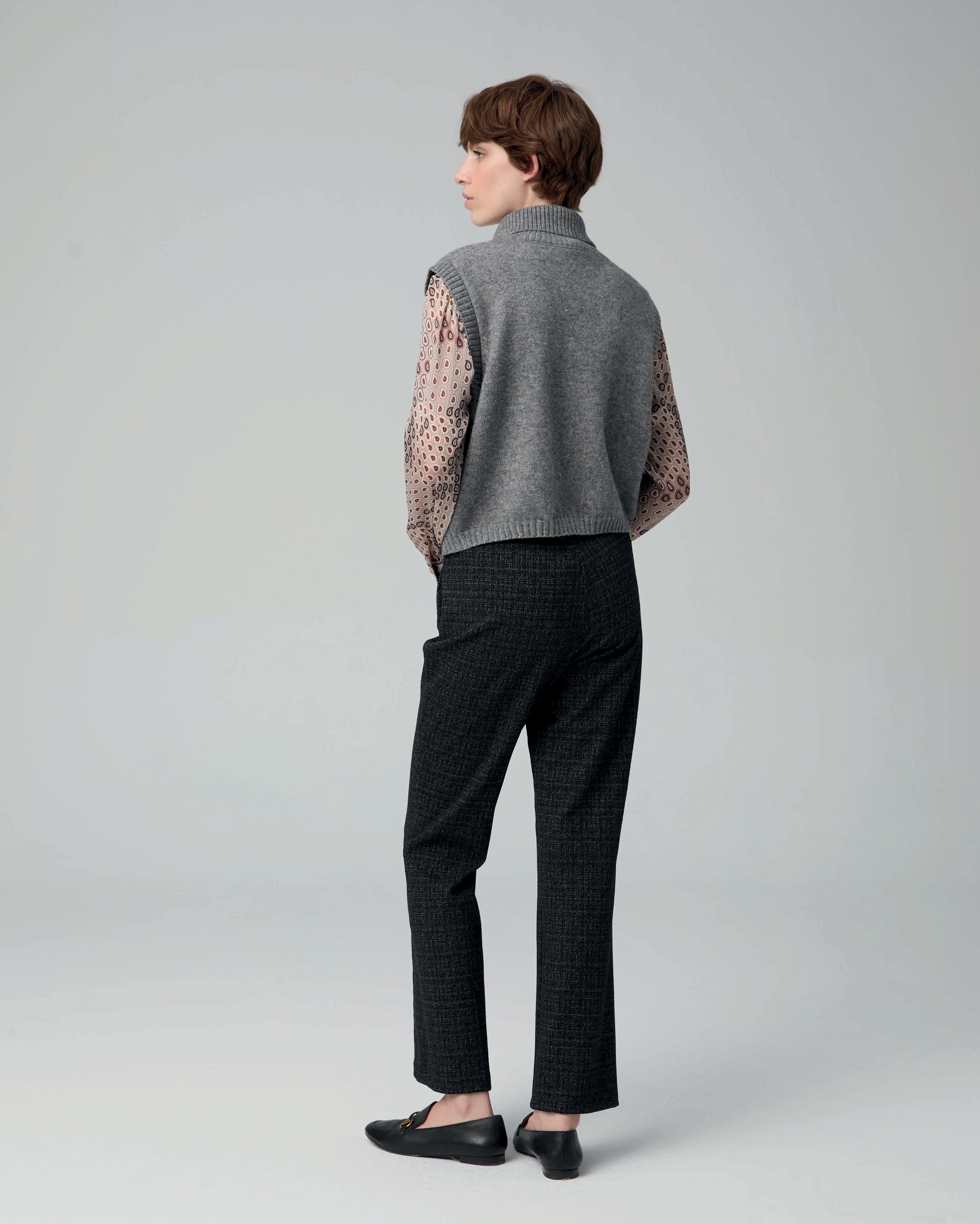 product.carousel.image.label