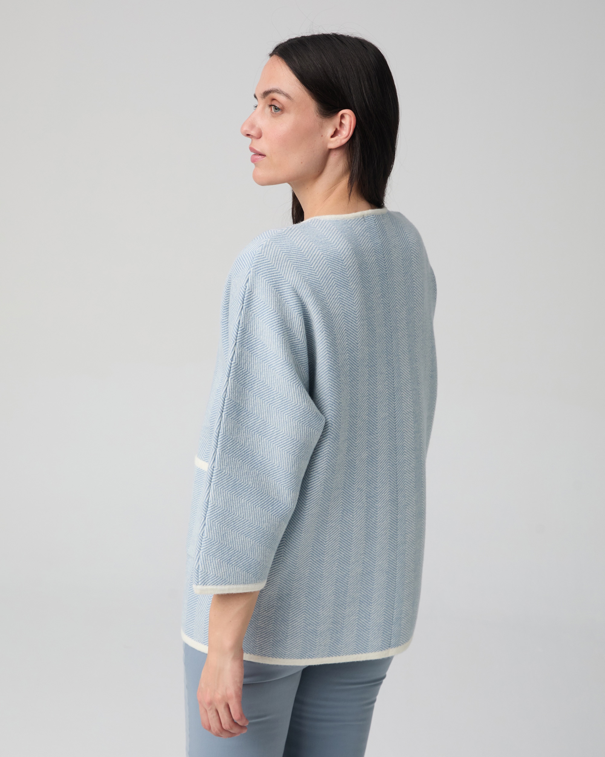 product.carousel.image.label