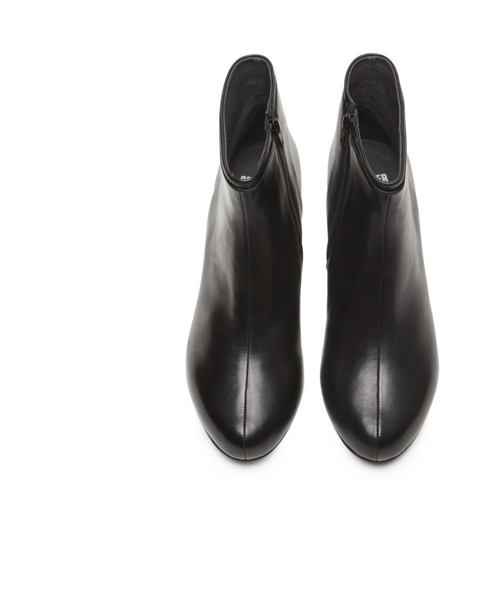 Botins de Pele em Preto Preto-3