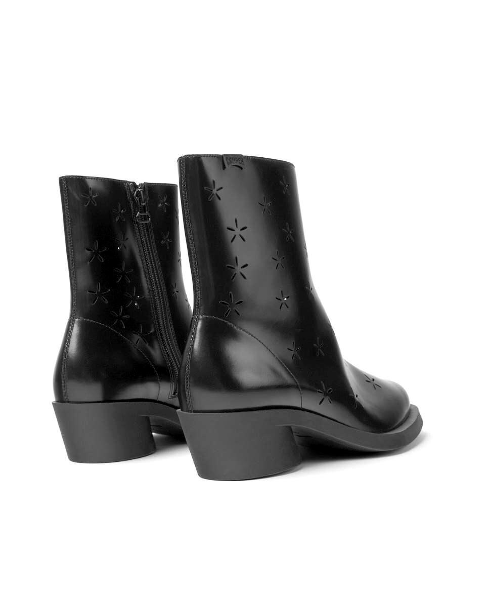 Botas em Pele com Fecho com Recorte - Preto Preto-4