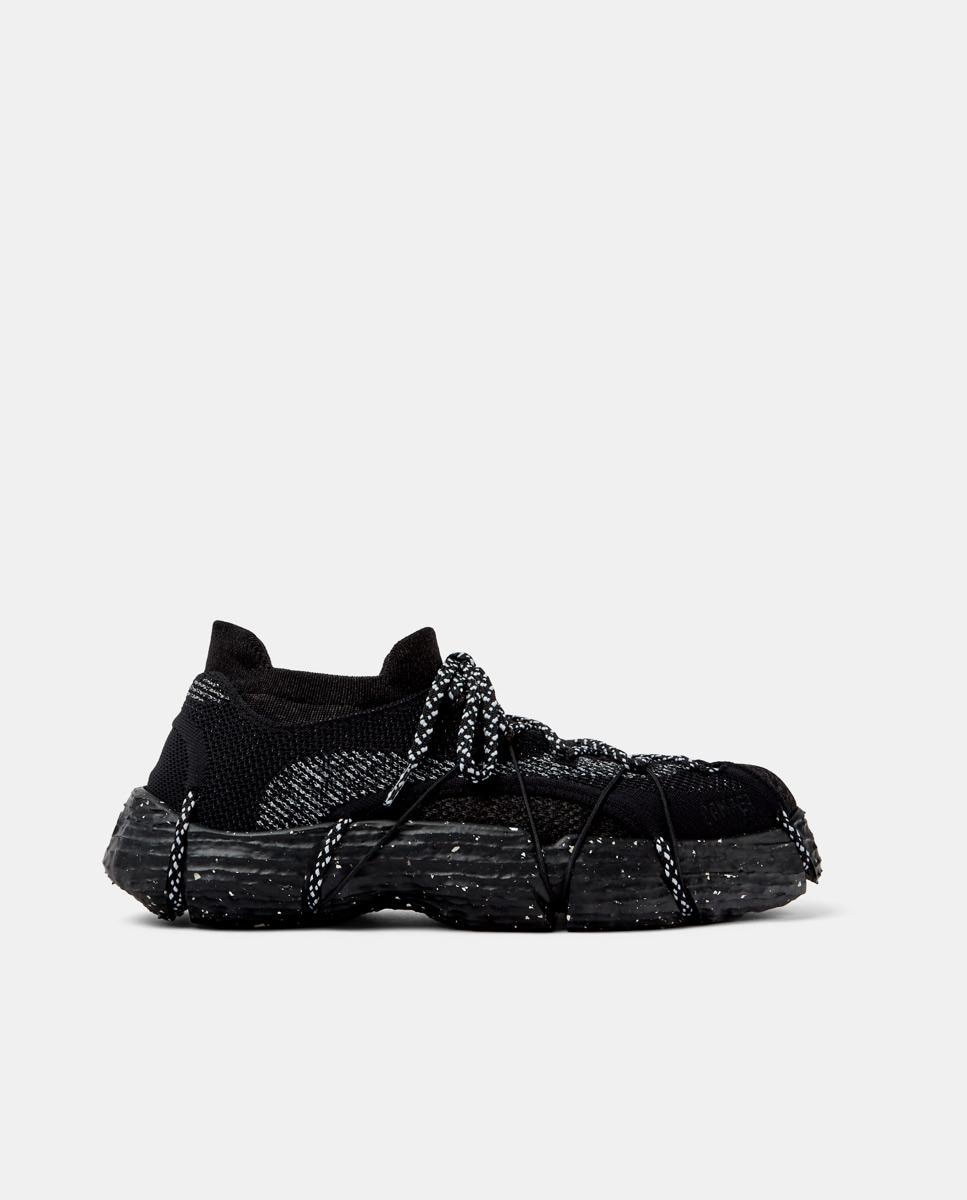 Sapatilhas Desportivas Roku com Atacadores Preto-1