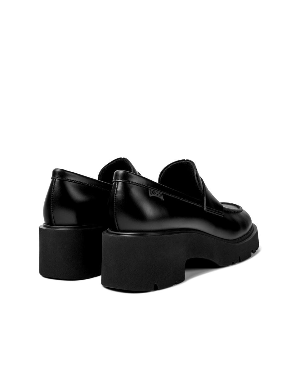 Mocassins com Salto Milah de Pele Lisos com Salto Preto-4