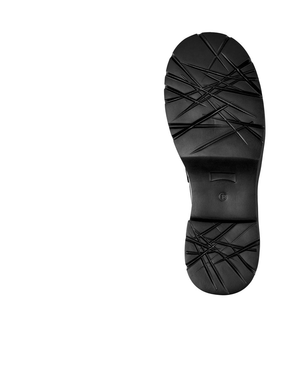 Mocassins com Salto Milah de Pele Lisos com Salto Preto-5