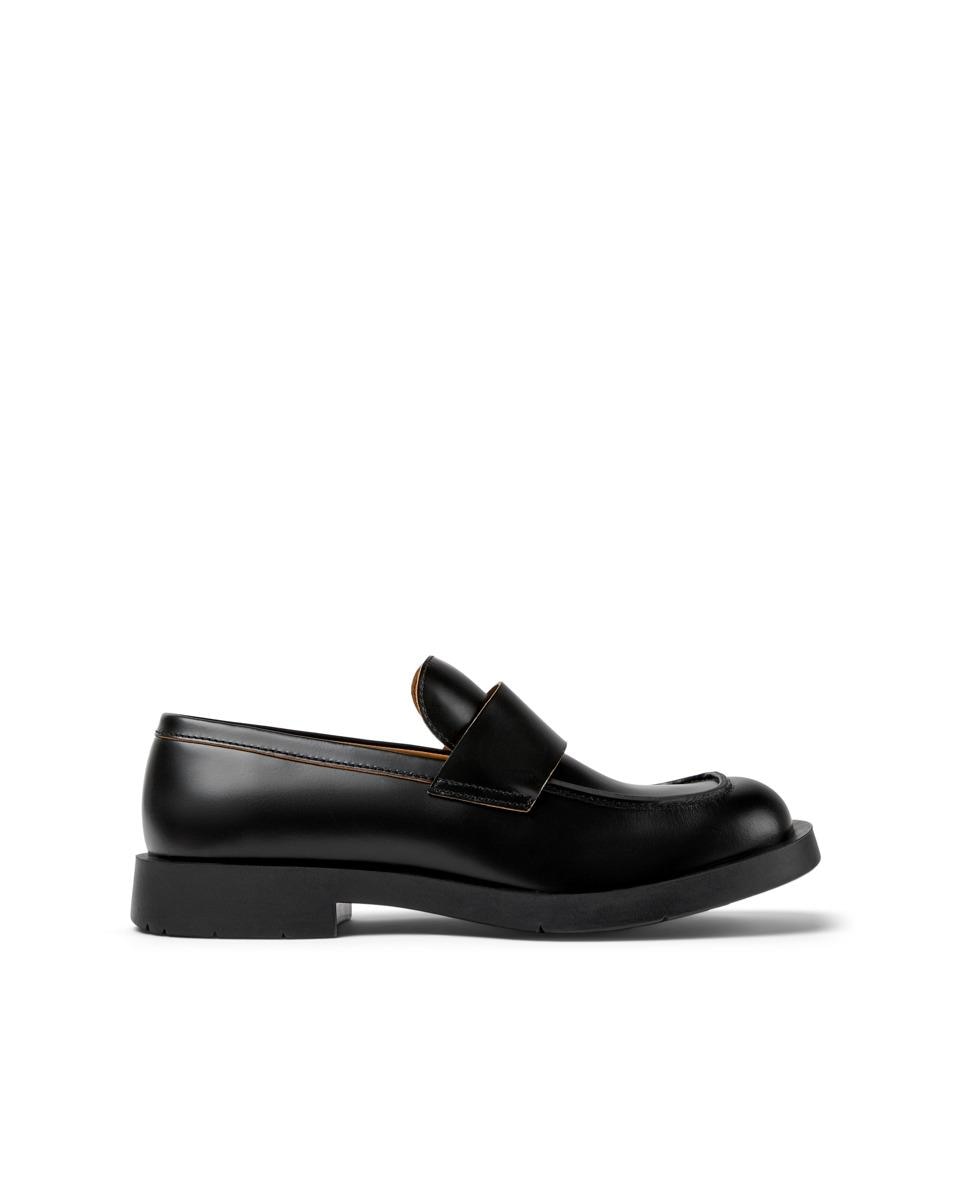 Imagem 0 de Mocassins de Pele com Biqueira Quadrada