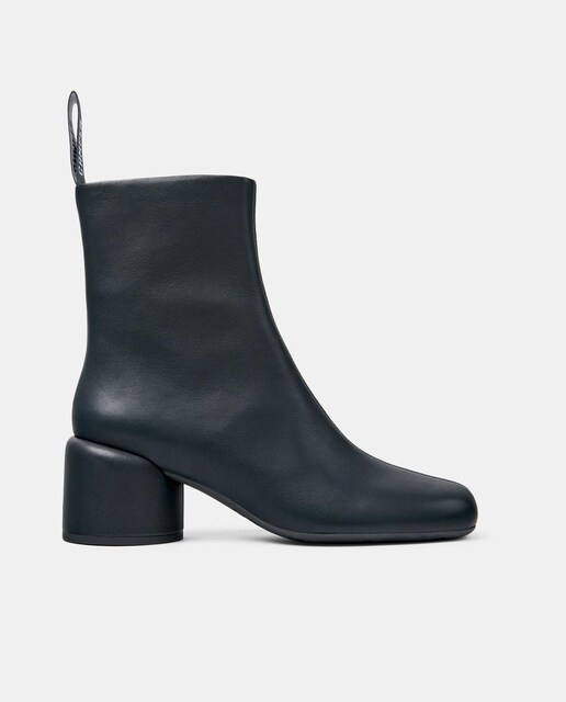 Imagem 0 de Botins Niki Lisos de Pele