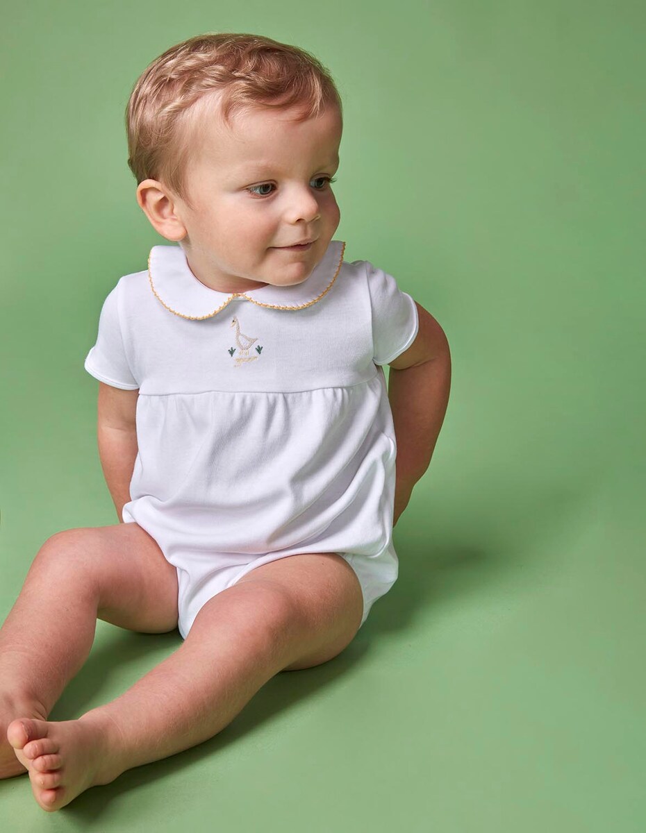 Pijama Macacão de Bebé Curto com Bordado de Pato Branco-6