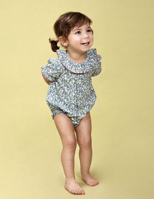 Imagem 0 de Pijama Pelele com Flores e Volantes