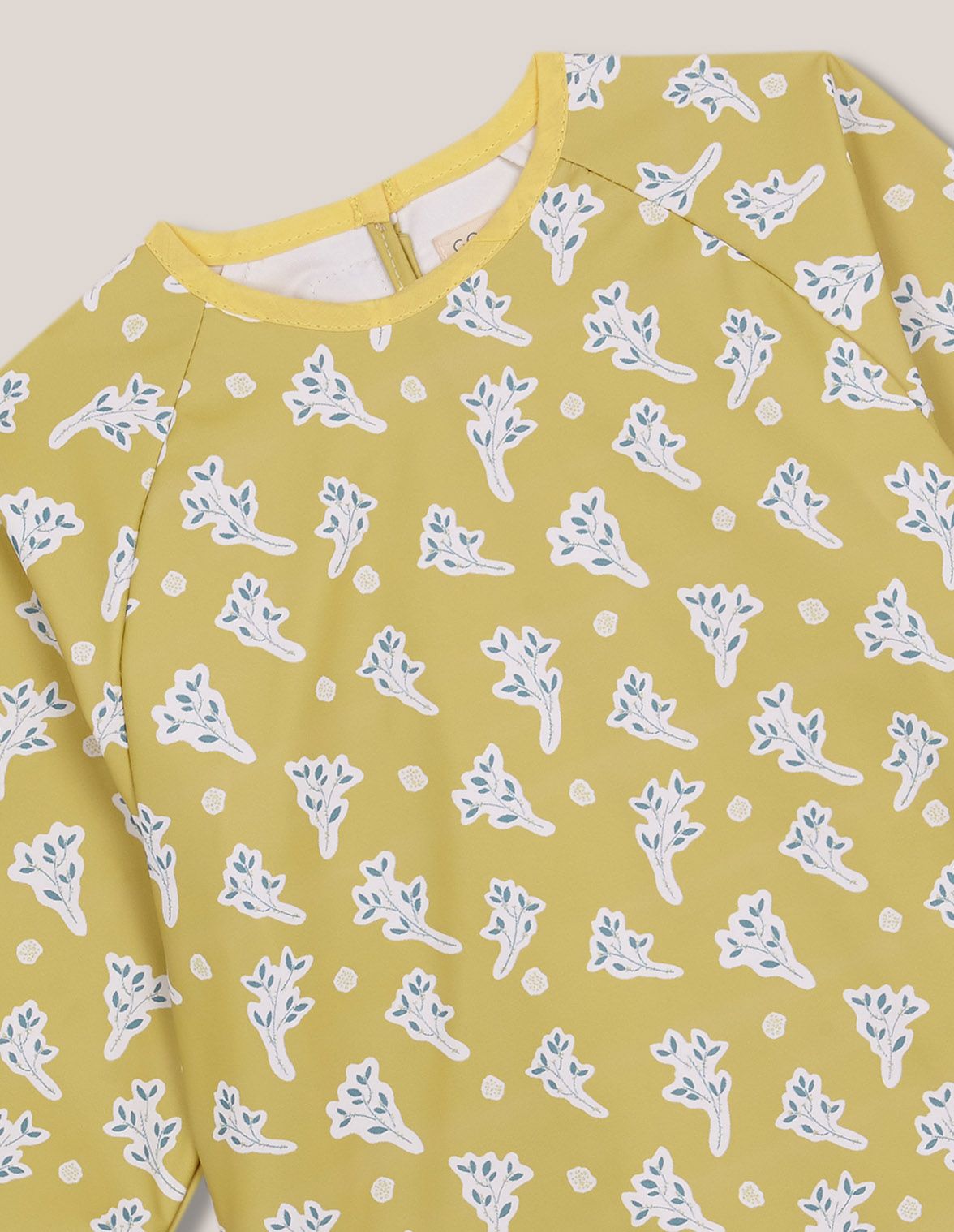 Babete para Bebé com Mangas em Amarelo Gocco Natural-3
