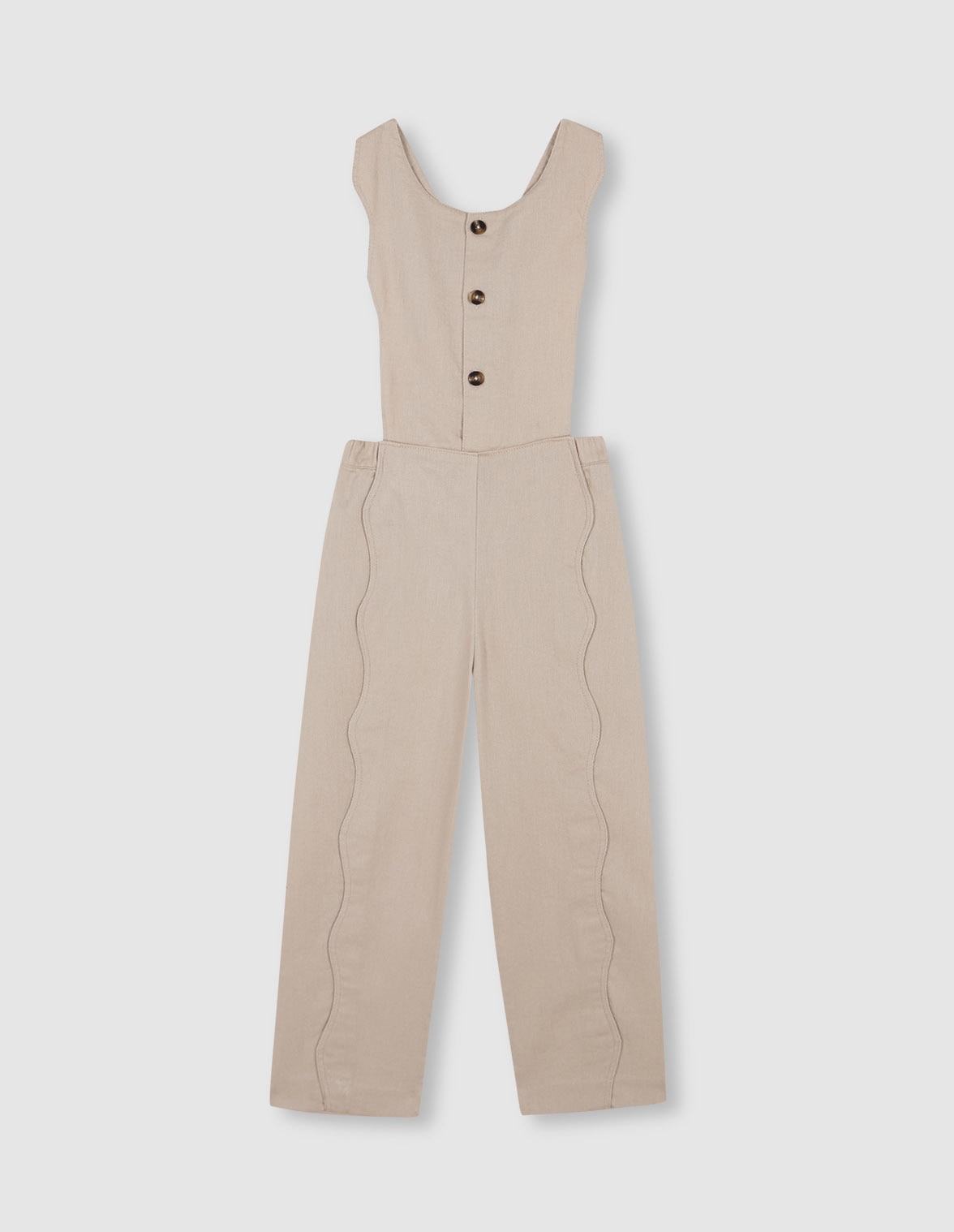 Imagem 0 de Macacão com Costuras Onduladas