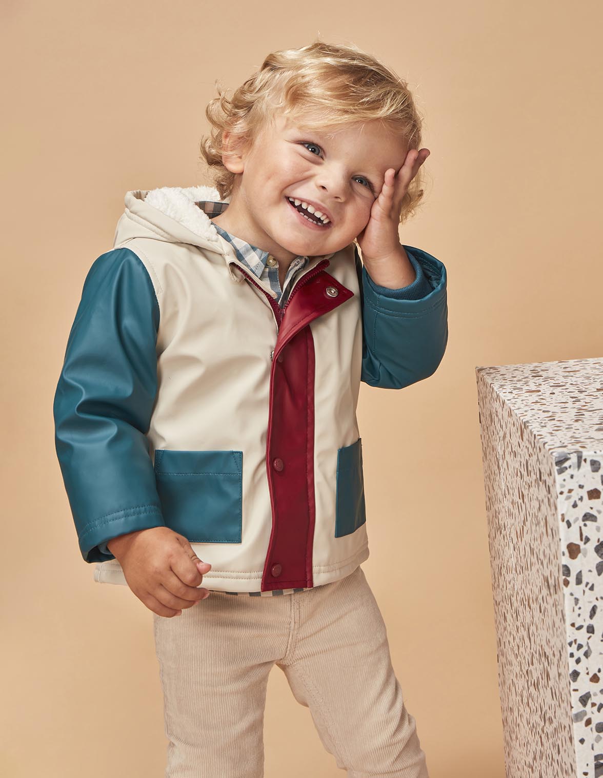 Impermeável para Bebé Tricolor com Bolsos Pedra-1