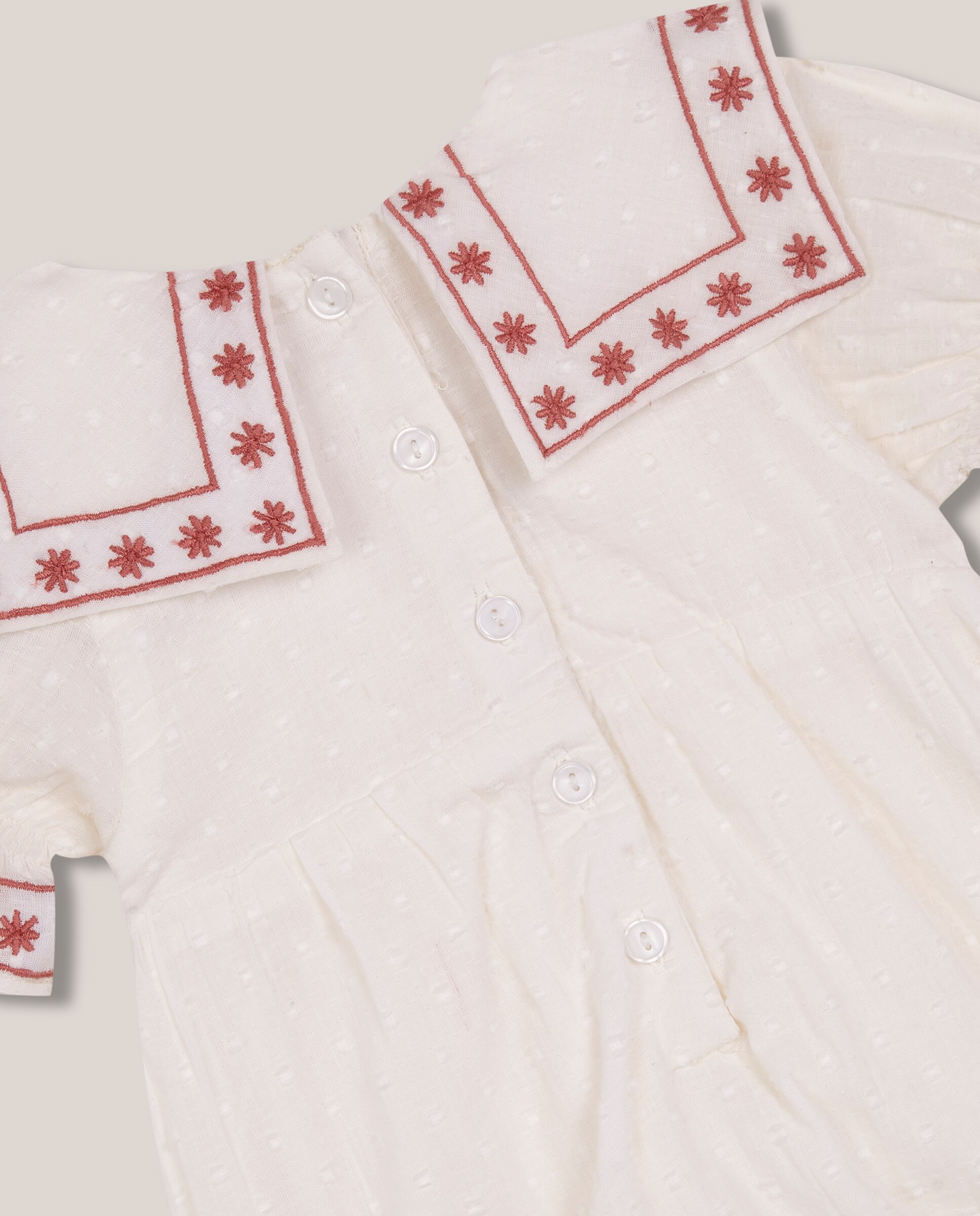 Macacão Curto para Bebé com Bordados em Contraste Gocco Branco-marfim-4