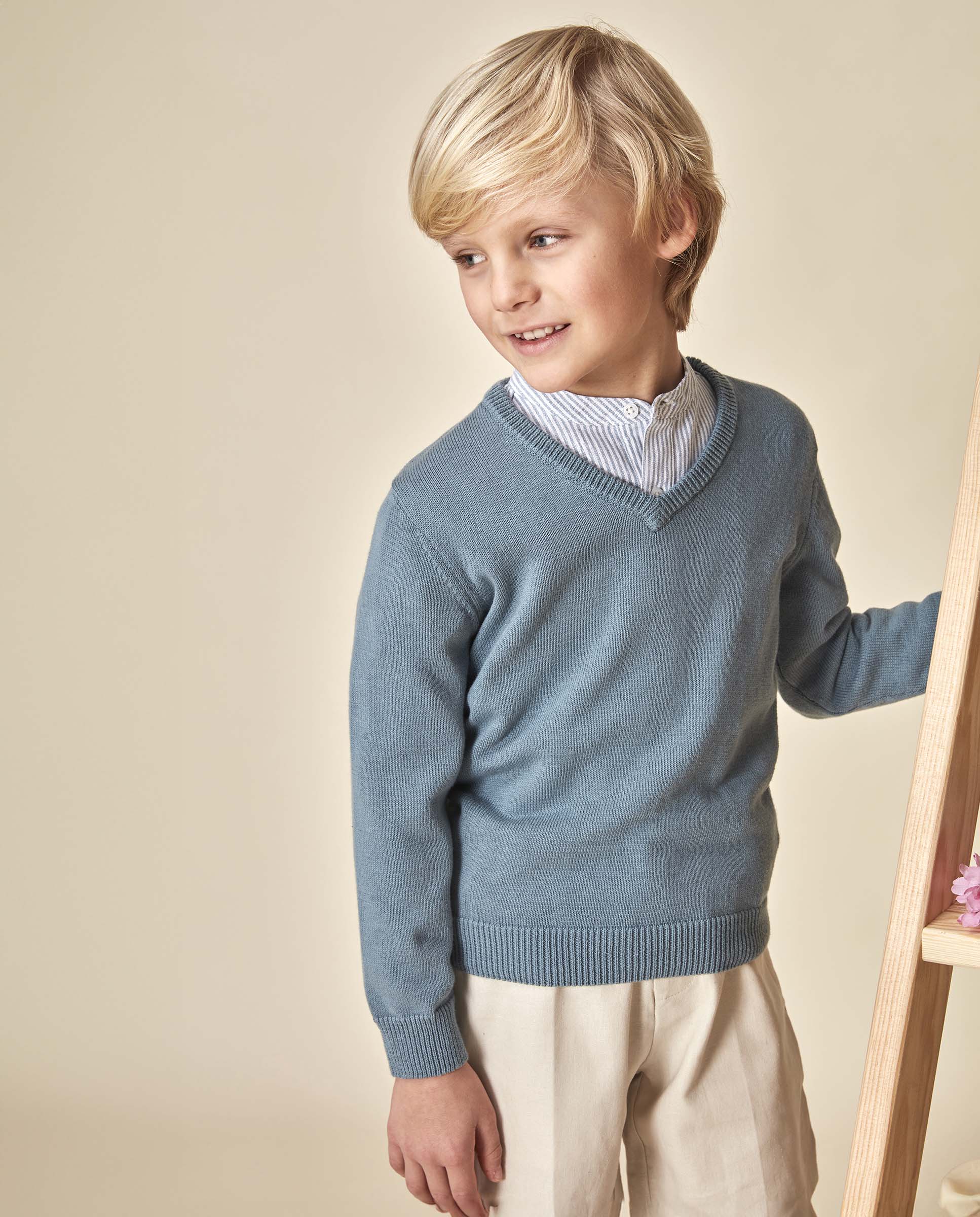Camisola Infantil com Gola em V Gocco Cinzento-1