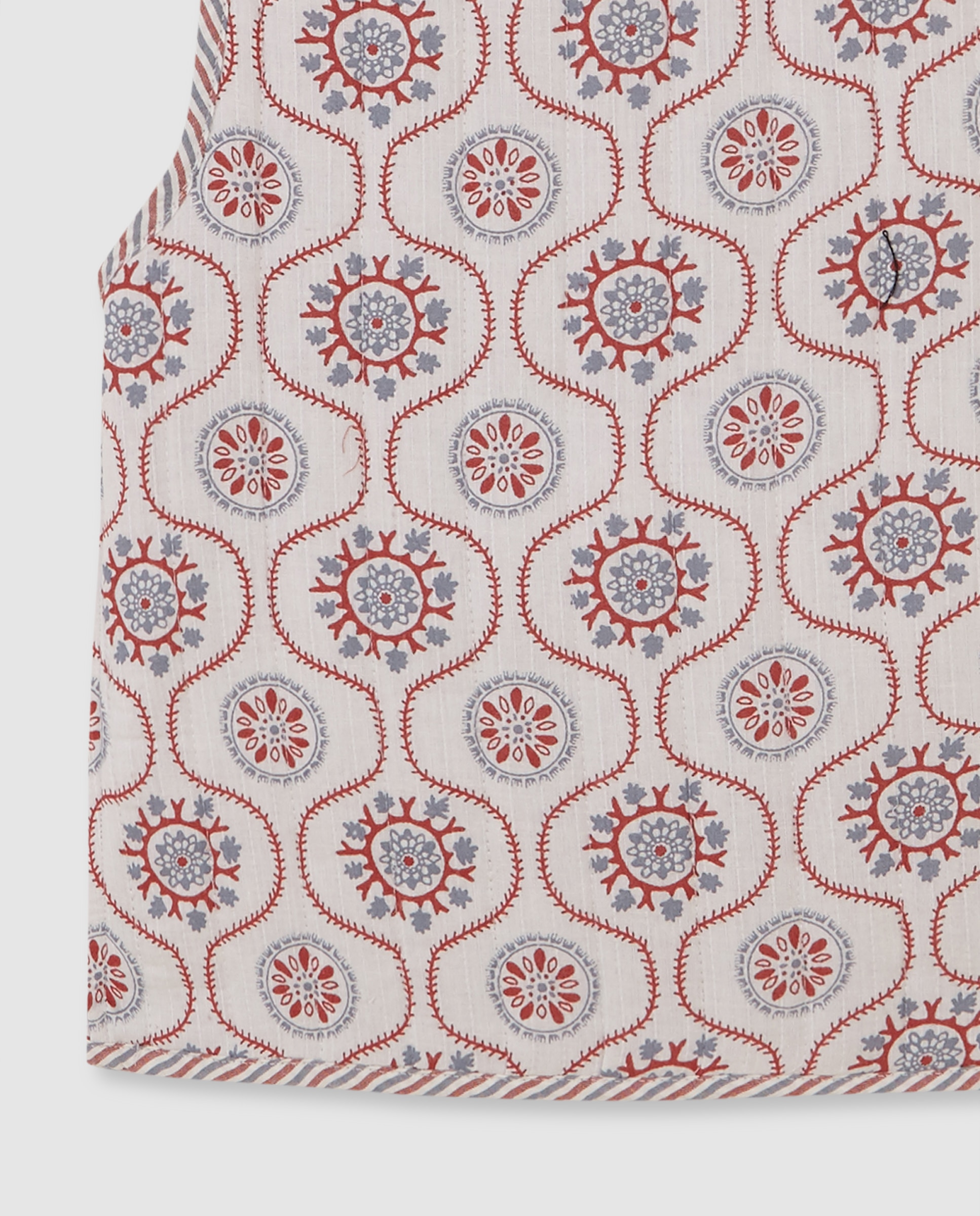 Colete Infantil Acolchoado Estampado Reversível Branco-marfim-7