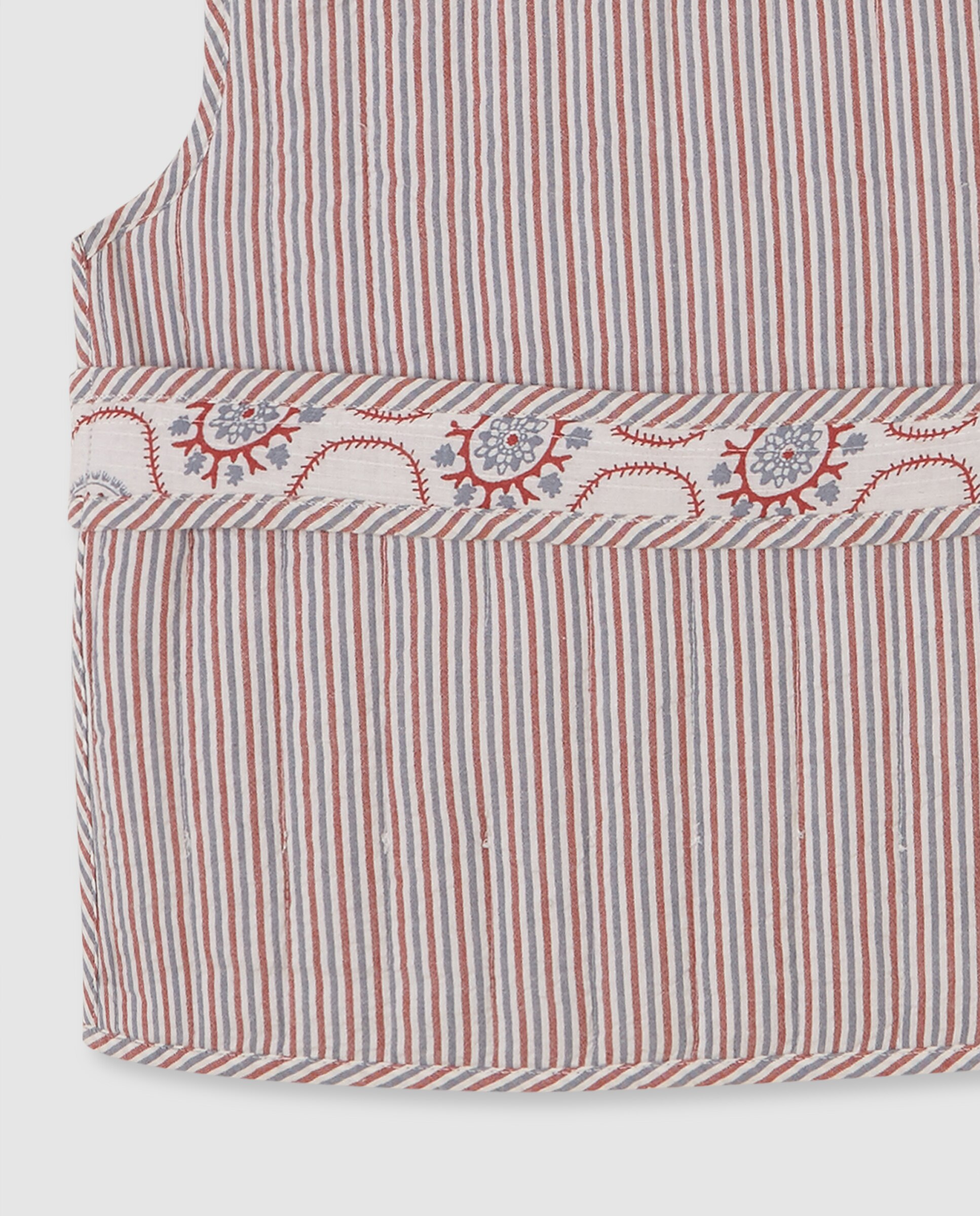 Colete Infantil Acolchoado Estampado Reversível Branco-marfim-8