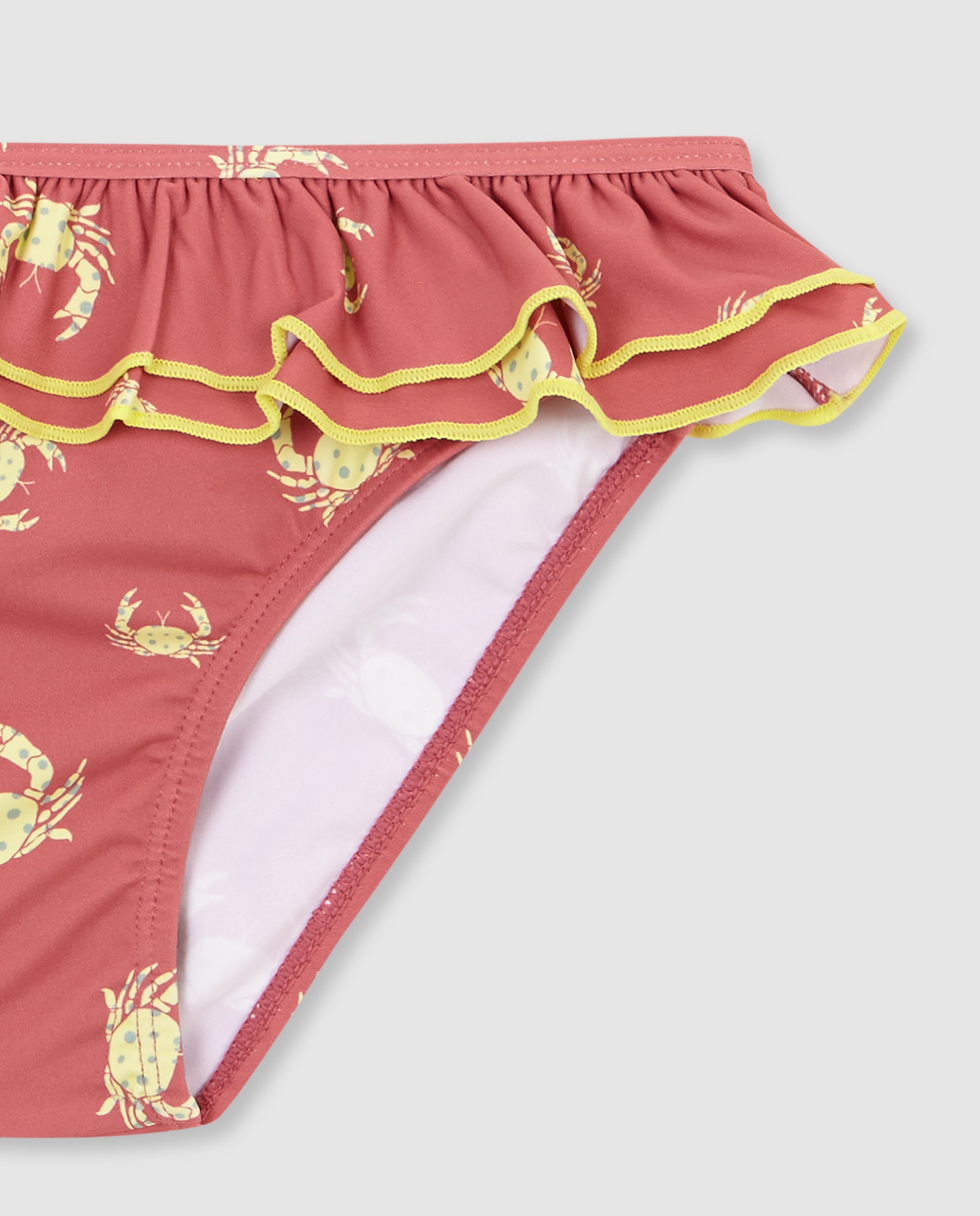 Cueca Infantil Às Riscas com Folho Coral-3