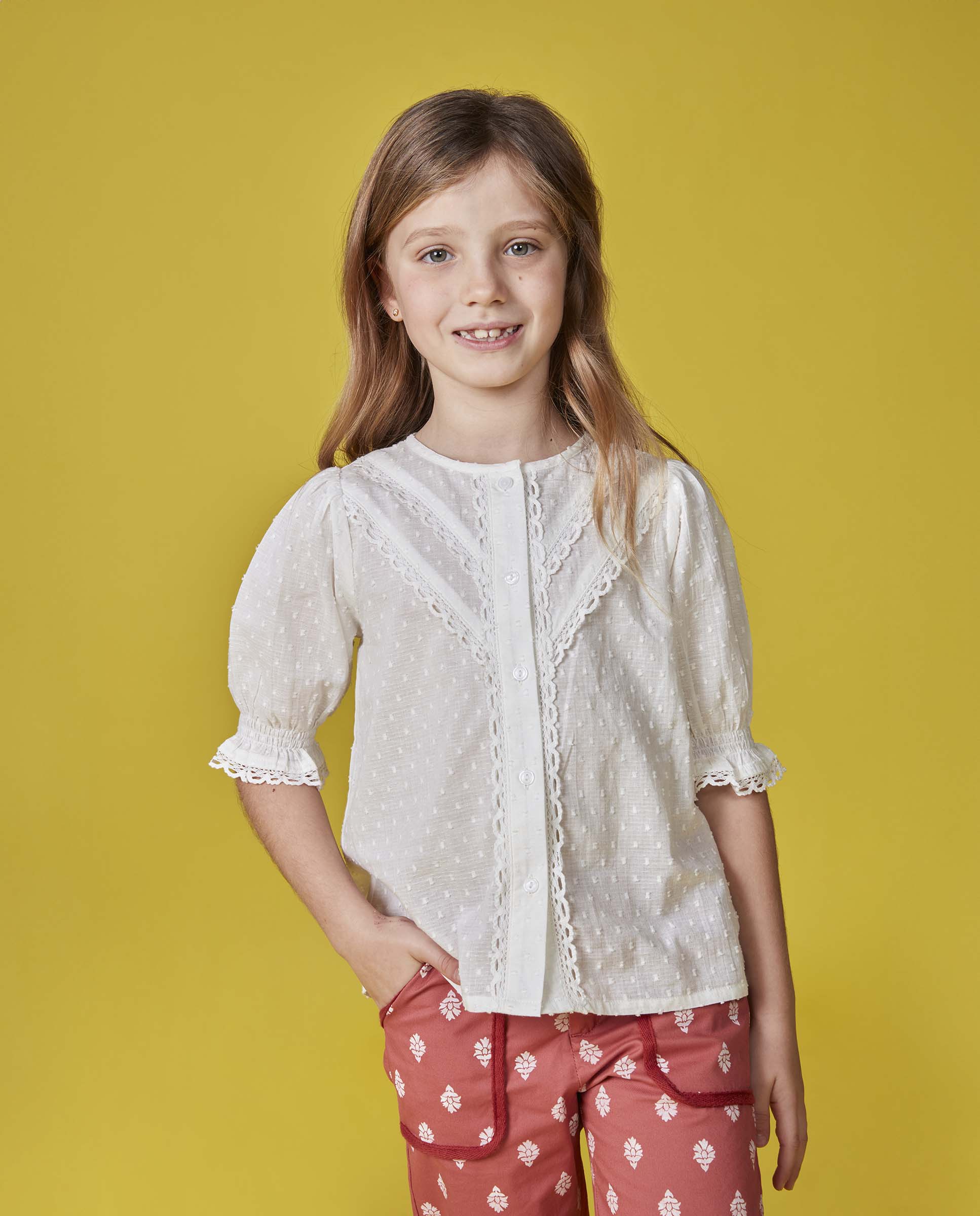 Blusa Infantil com Tiras Bordadas Gocco Branco-marfim-5