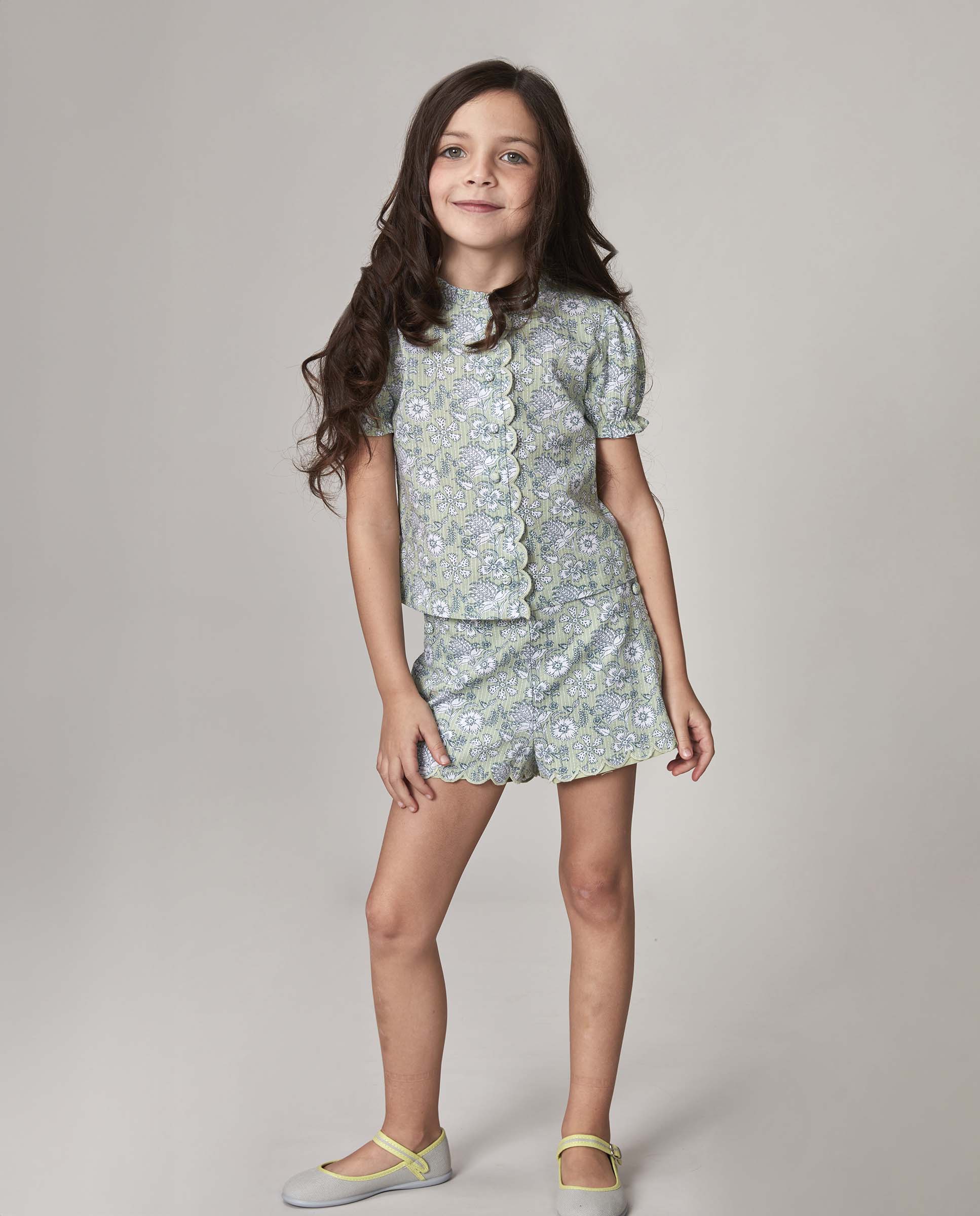 Shorts Infantil com Rebordos Ondulados Verde-claro-2