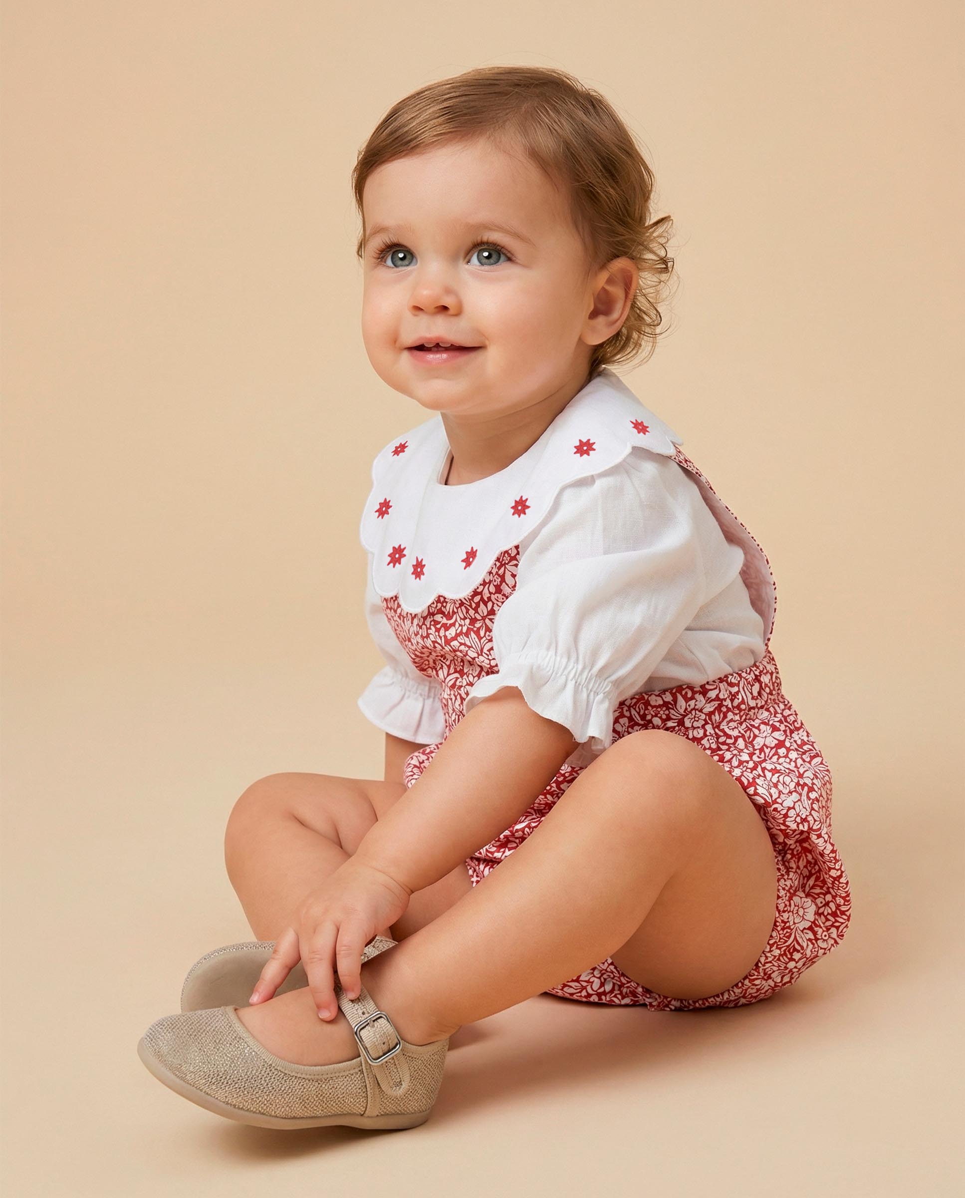 Imagem 0 de Camisa para Bebé de Linho com Gola e Bordados