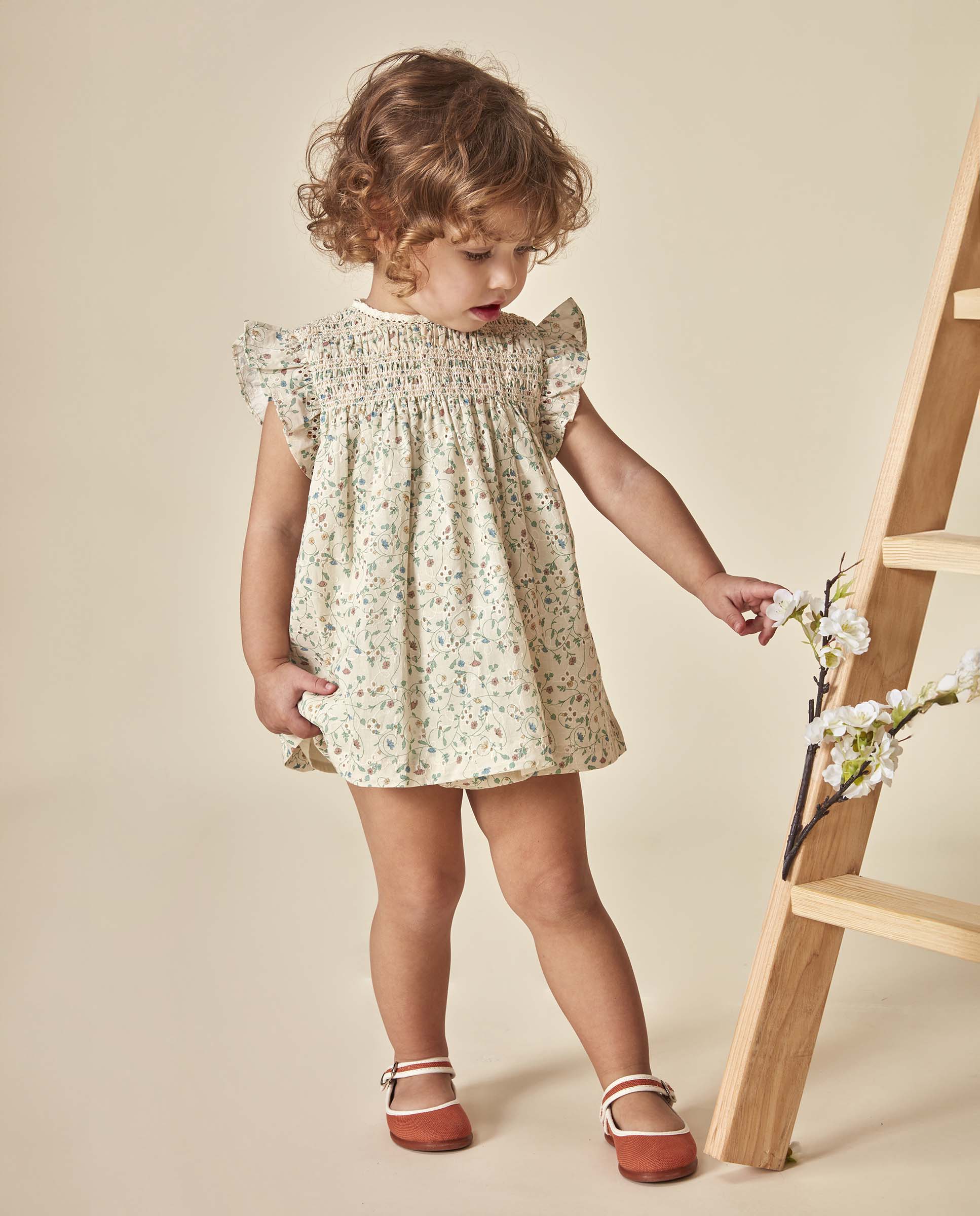 Imagem 0 de Vestido para Bebé de Flores com Smock