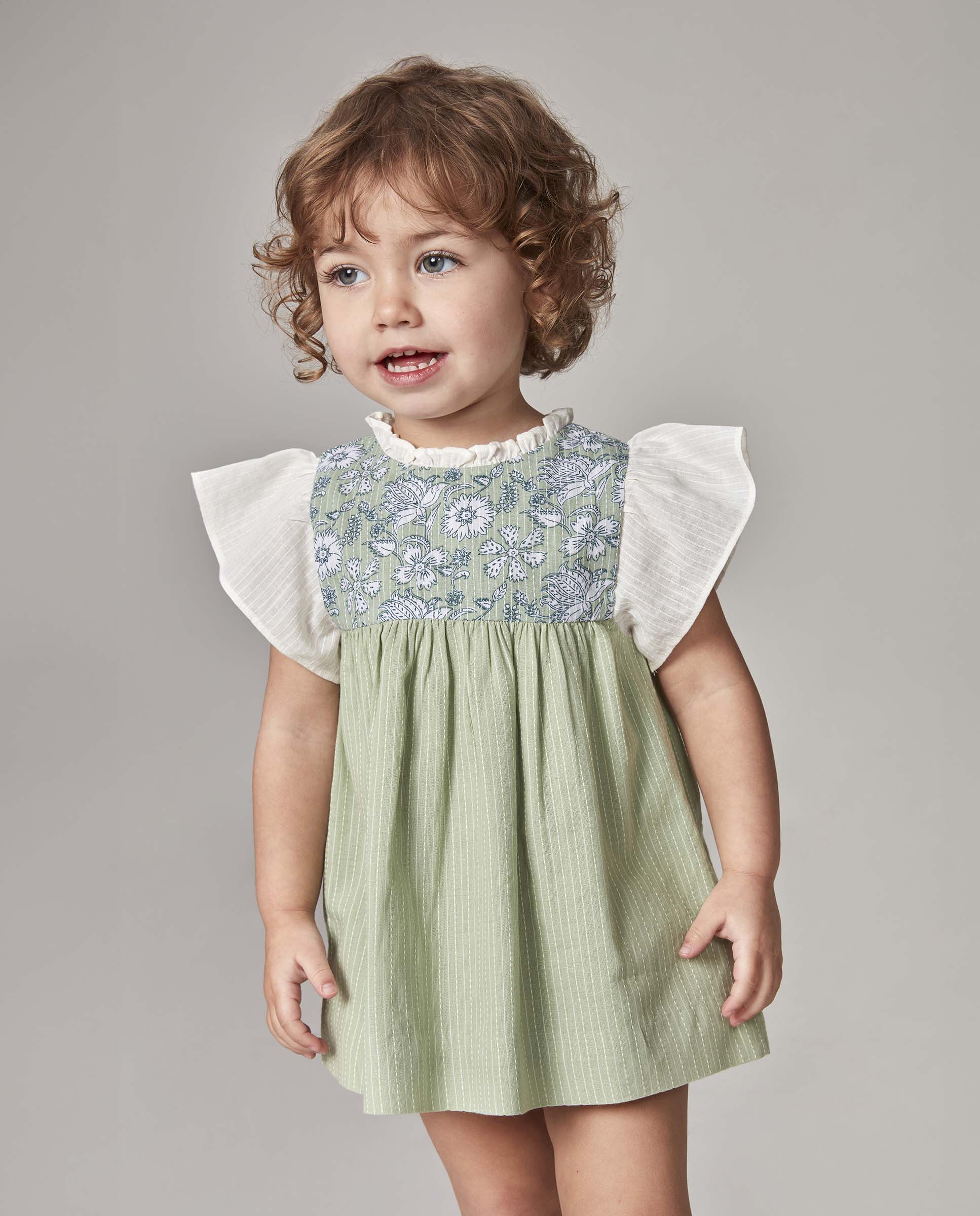 Imagem 0 de Vestido para Bebé com Peitilho Estampado