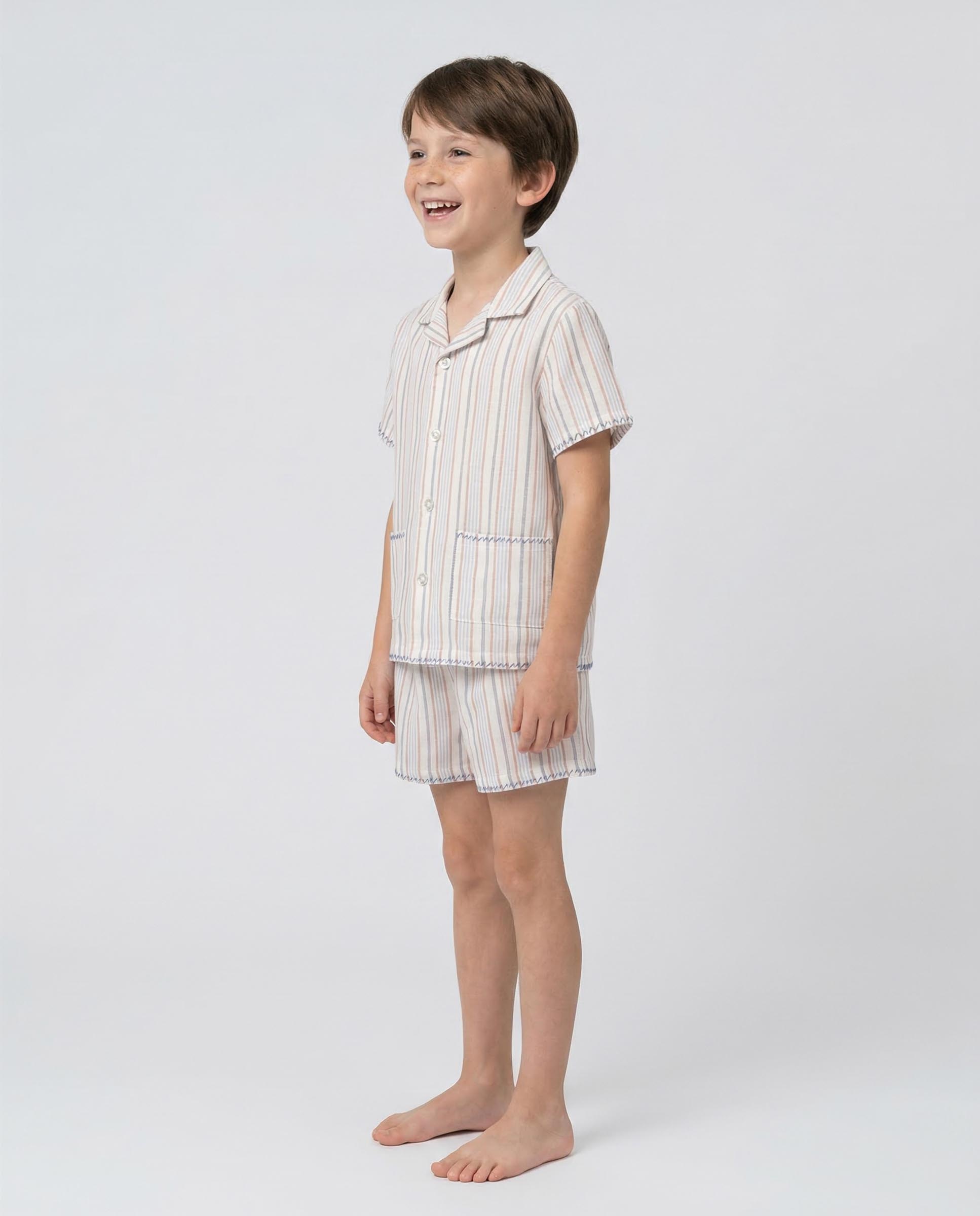 Pijama Infantil Às Riscas Gocco Branco-6