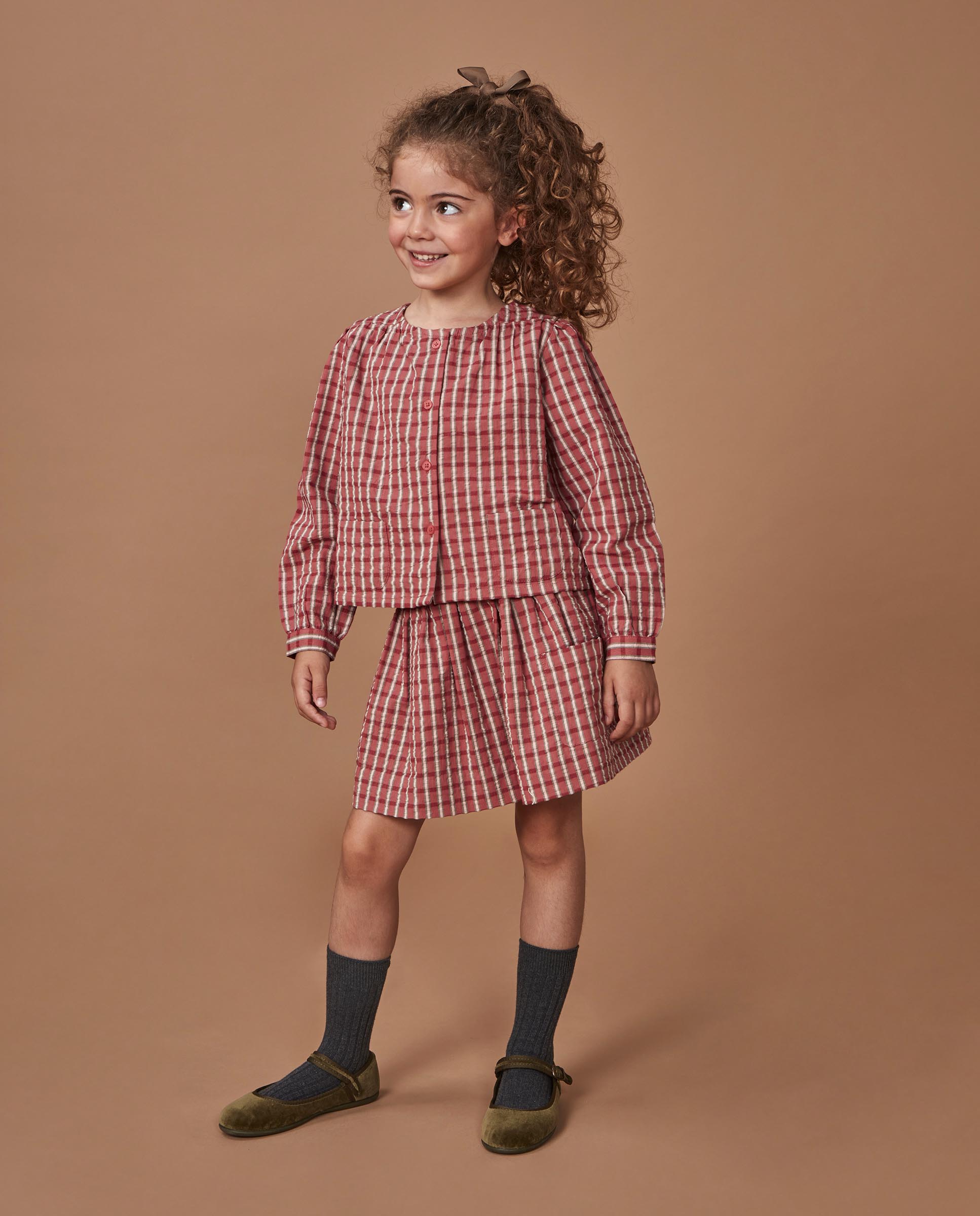 Saia Infantil Aos Quadrados com Bolsos Bege-2