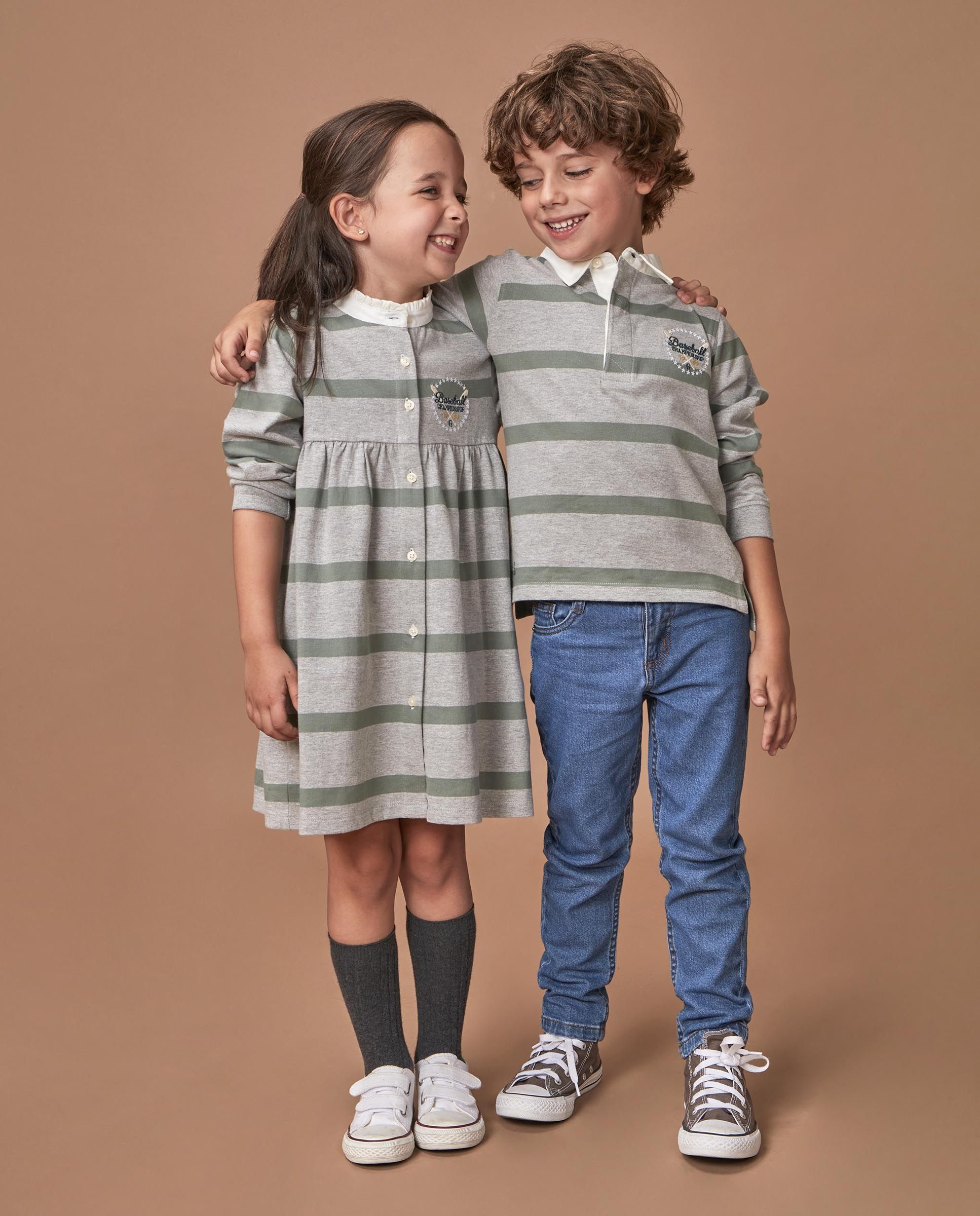 Vestido Polo Infantil Às Riscas com Bordado Cinzento-7