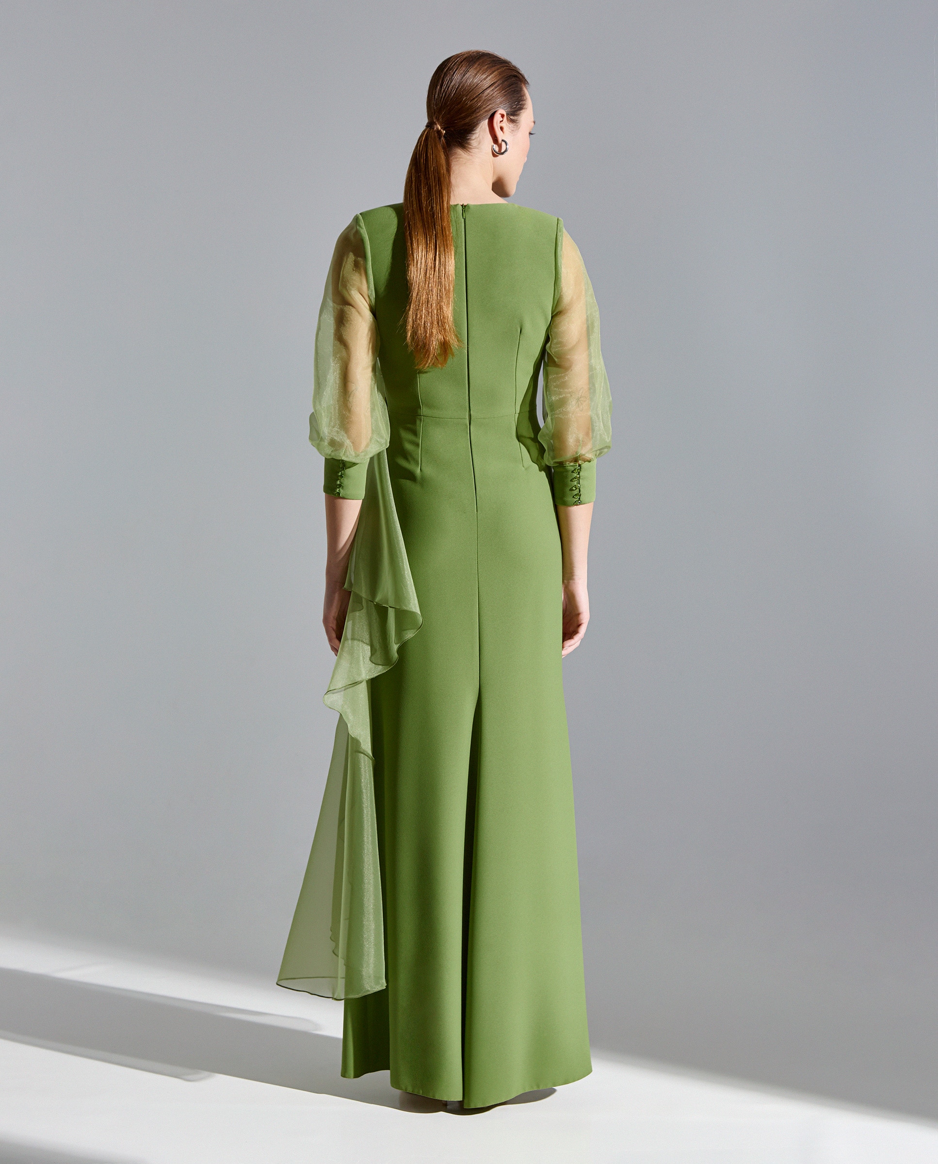 Vestido Comprido Sirena com Flor e com Decote em V e Abertura na Perna e Mangas Camiseiras Verde-2