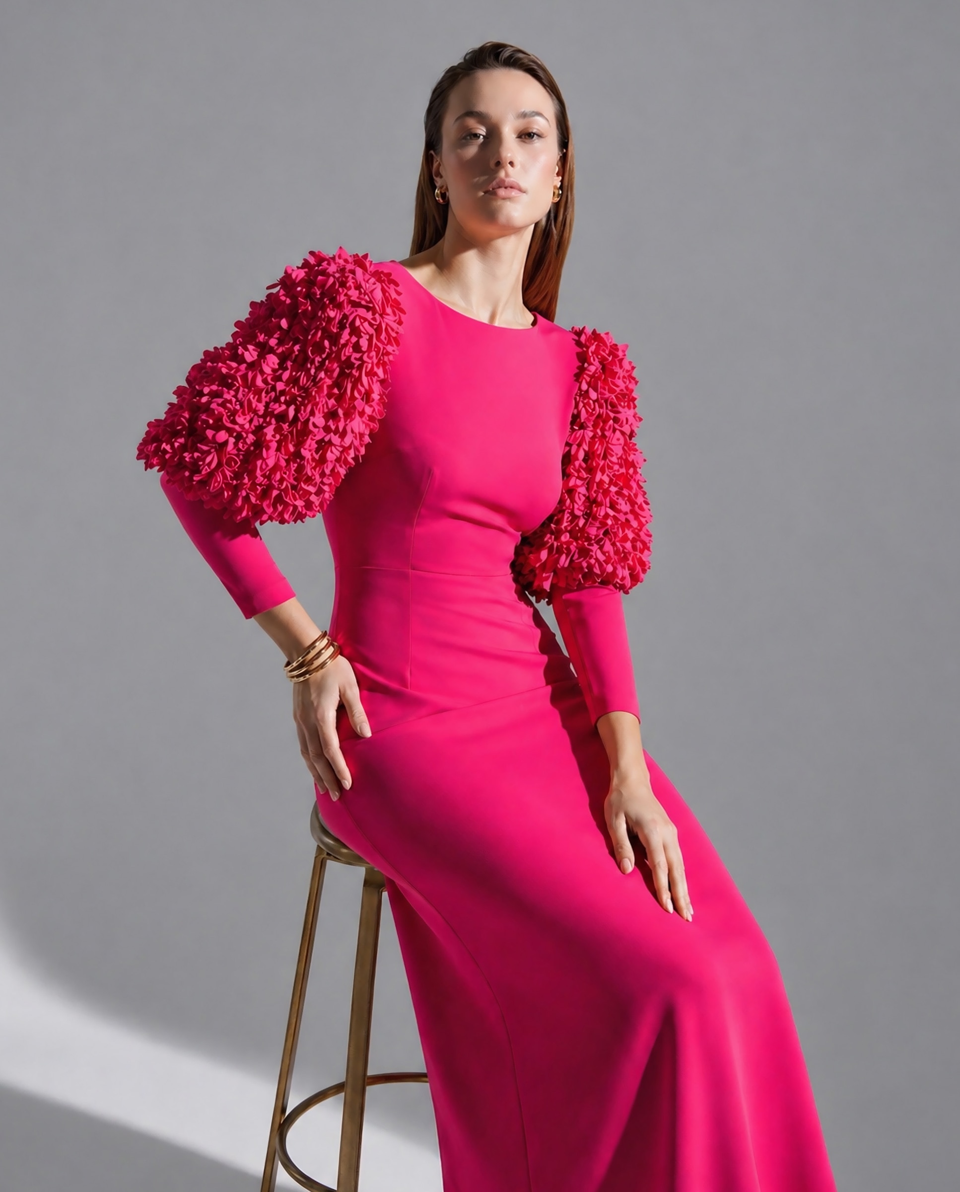 Vestido Comprido de Silhueta Ajustada com Mangas Abalonadas e Costas com Abertura Gota e Saia de Caimento Fluido Morango-3