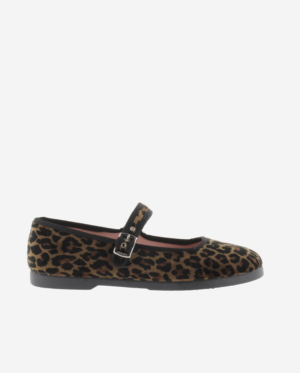 Imagem 0 de Sabrinas Rasas de Veludo Animal Print com Debrum e Fecho de Fivela