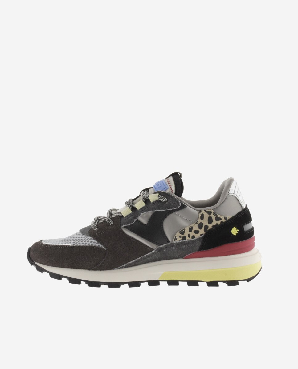 Sapatilhas Desportivas de Nylon com Peças de Camurça e Sola Serrilhada Preto-3