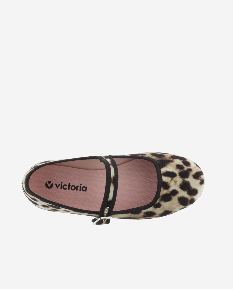 Sabrinas de Veludo Animal Print com Debrum e Fecho de Fivela Victoria Camel-4