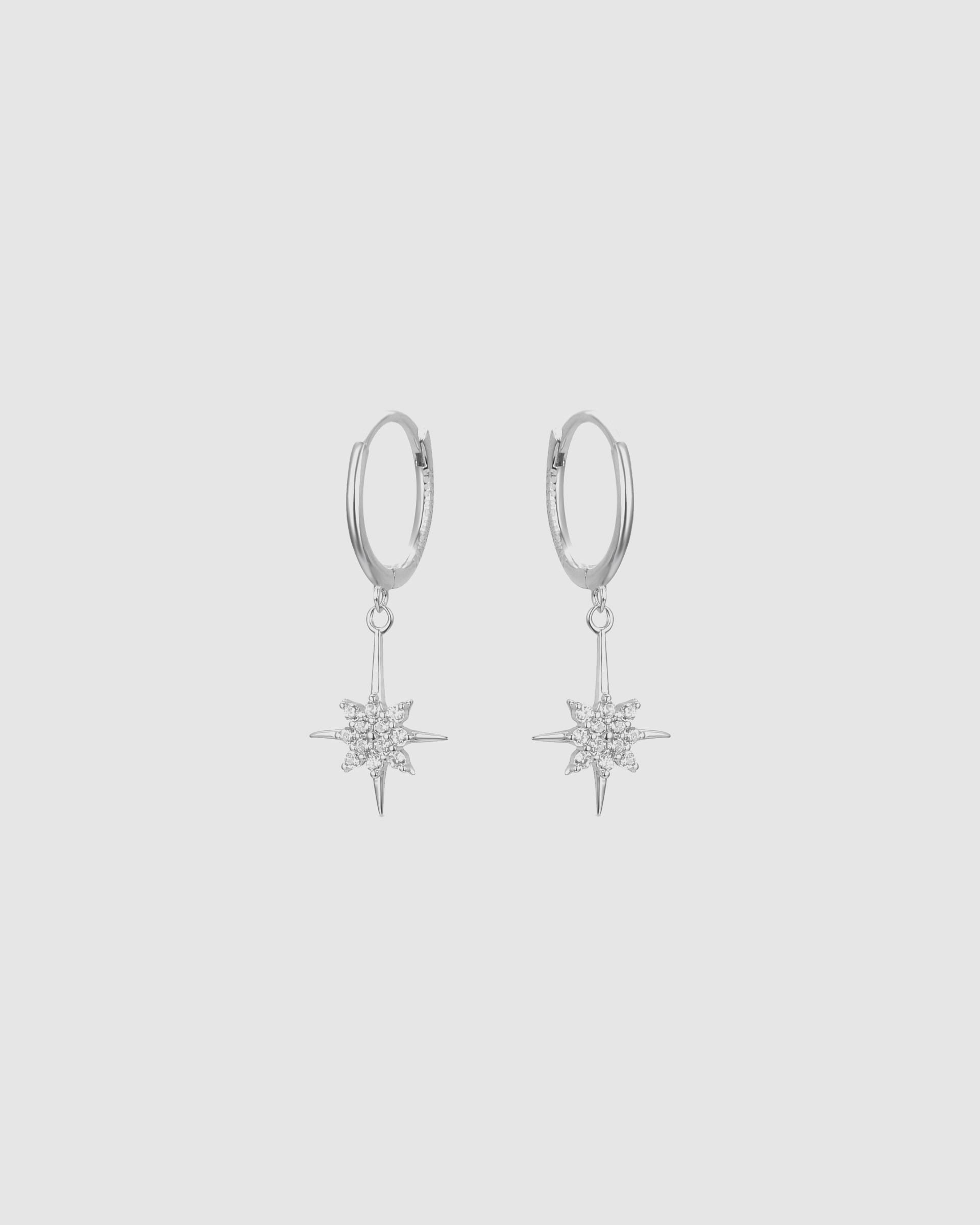Brincos Essential de Prata de Lei 925 com Acabamento em Ródio e Zirconita Brilhante Prata-3