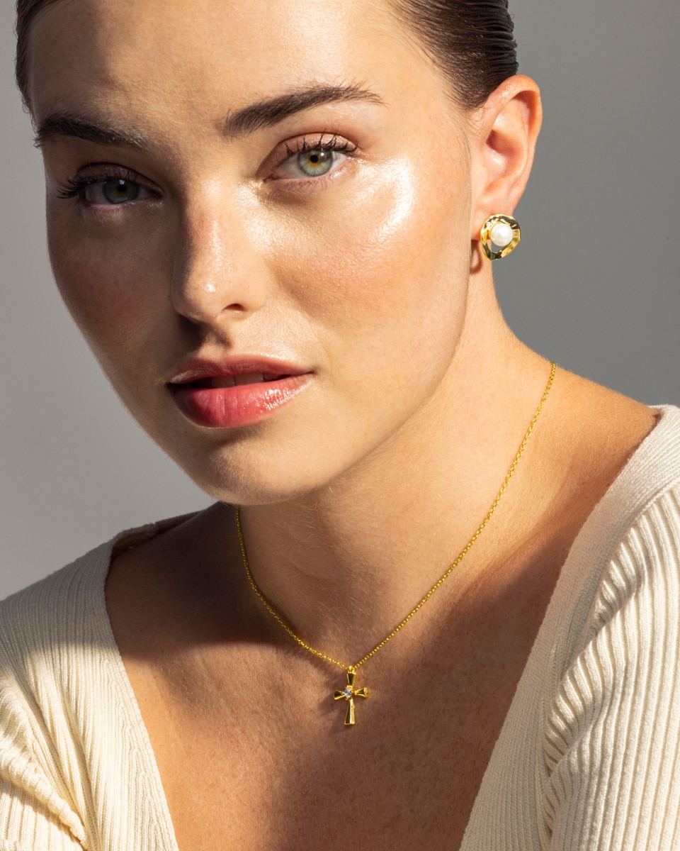 Brincos Basic Acabados em Ouro Amarelo de 18 Quilates Ouro-4