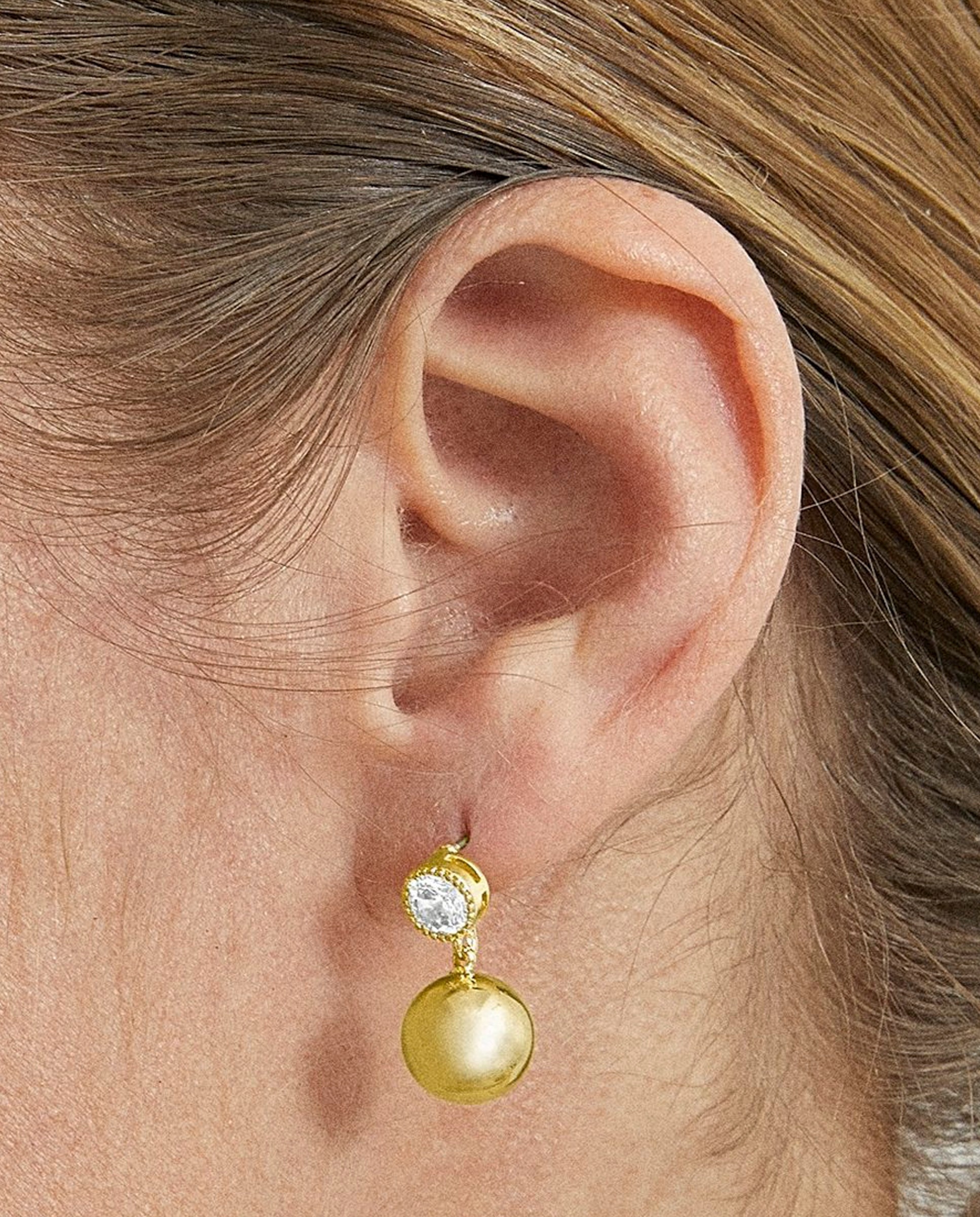 Brincos Basic Acabados em Ouro Amarelo de 18 Quilates Branco-3