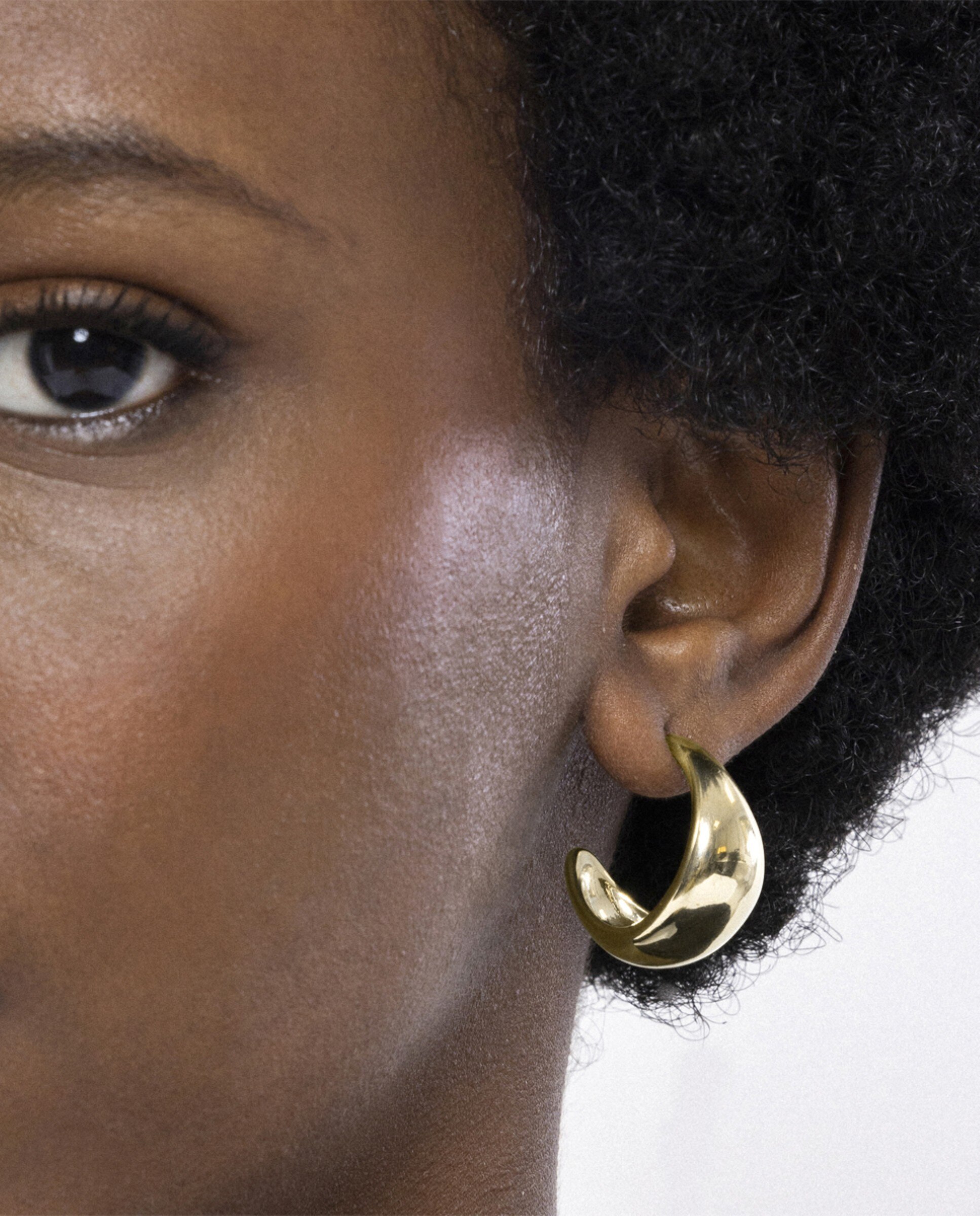 Brincos Basic com Acabamentos em Ouro Amarelo de 18 Quilates Dourado-4