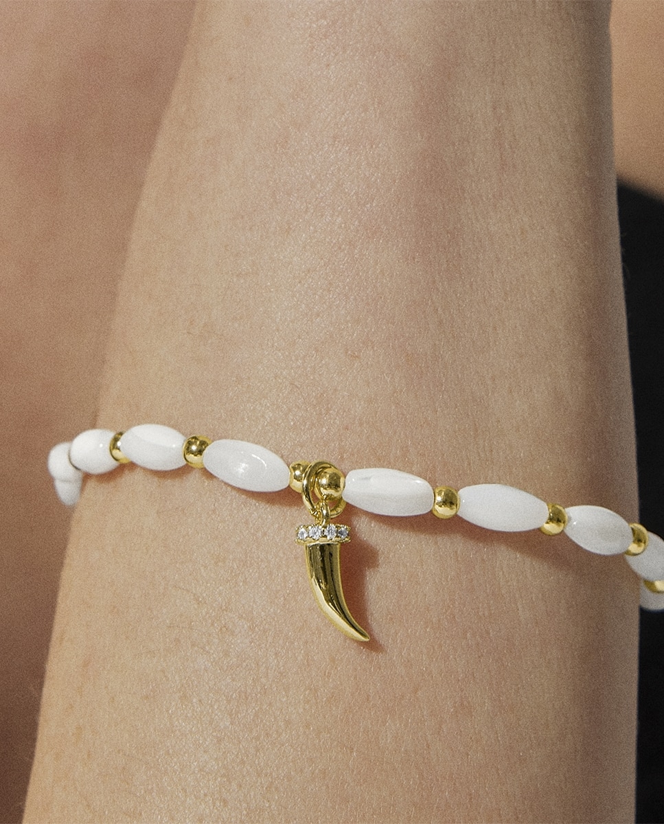 Pulseira com Charms Trendy de Prata de Lei 925 Acabada em Ouro Amarelo de 18 Quilates com Madrepérola Branca Ouro-3