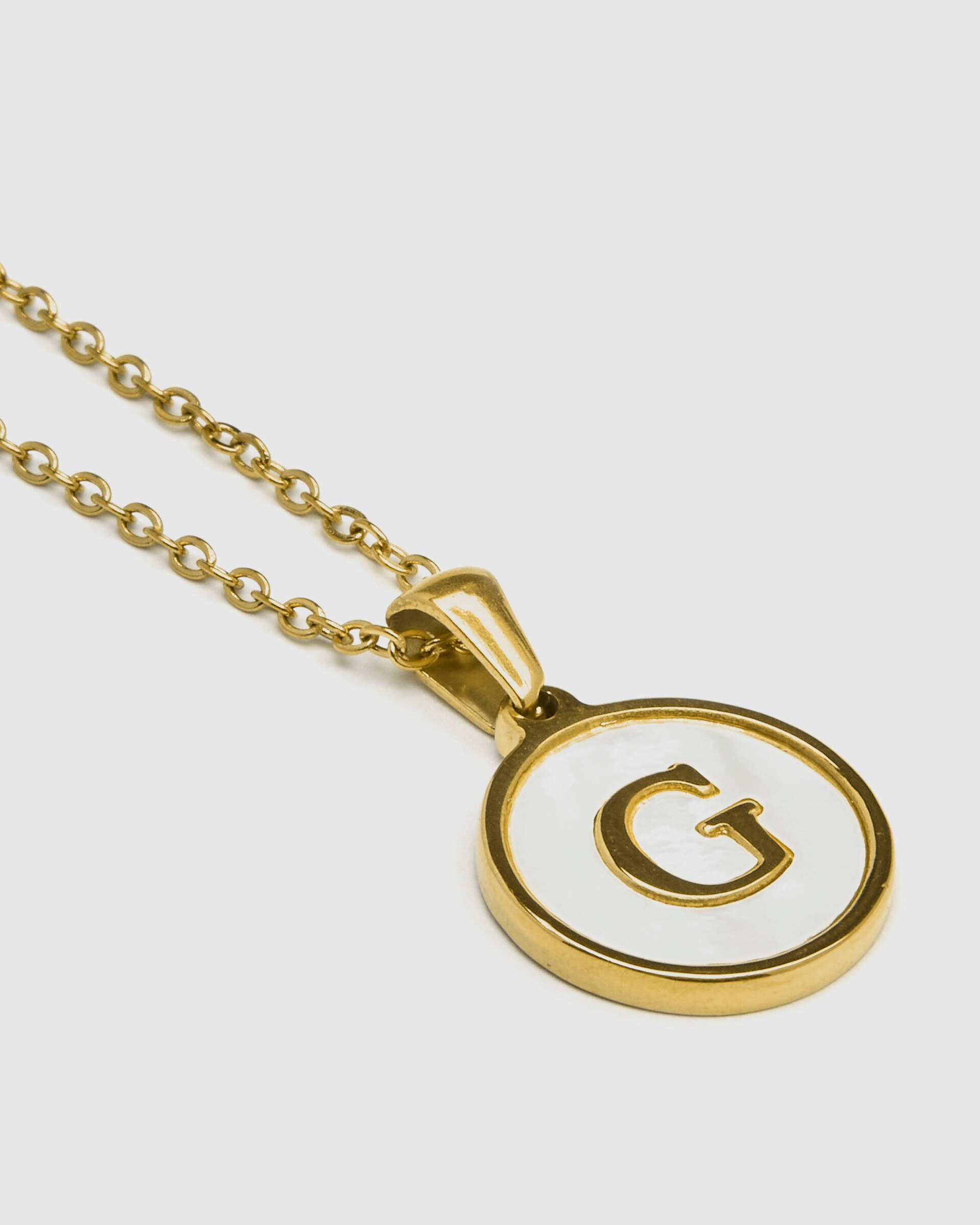 Colar de Aço Alphabet Acabado em Ouro de 18 Quilates com Madrepérola Branca Ouro-4
