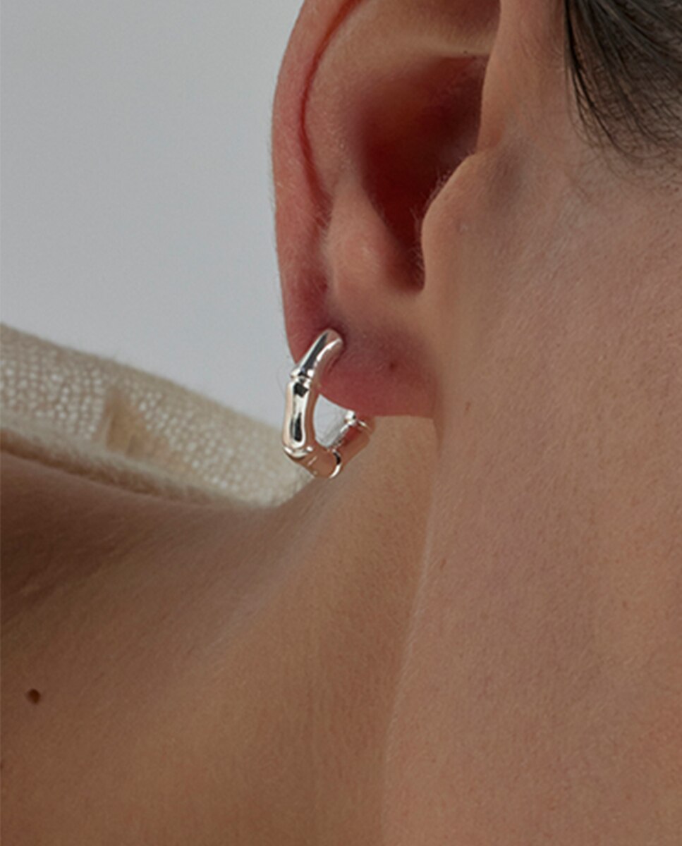 Brincos de Argola Basic Acabados em Ródio com Zirconita Brilhante Prata-4