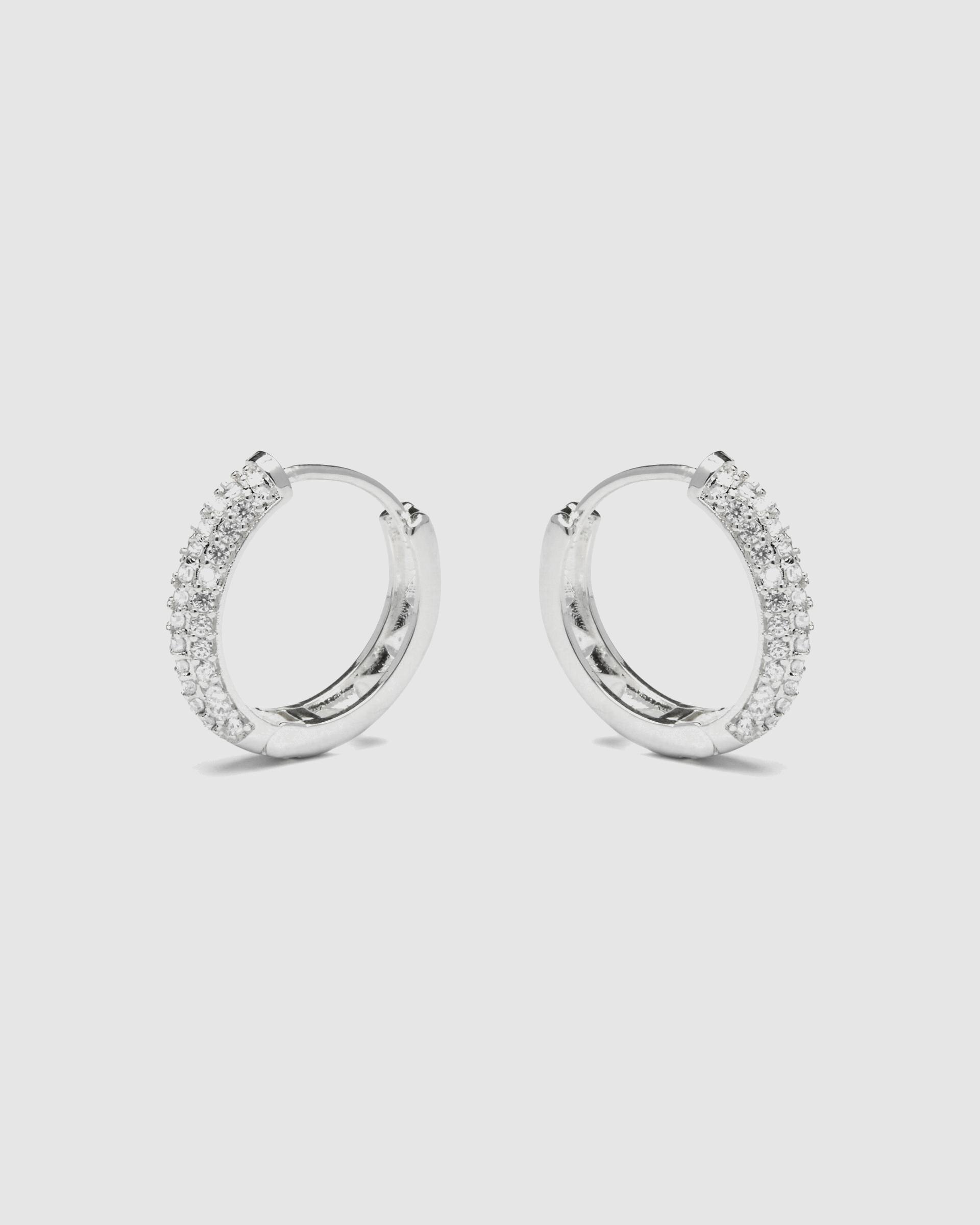 Brincos Basic Acabados em Ródio com Zirconita Brilhante Prata-3